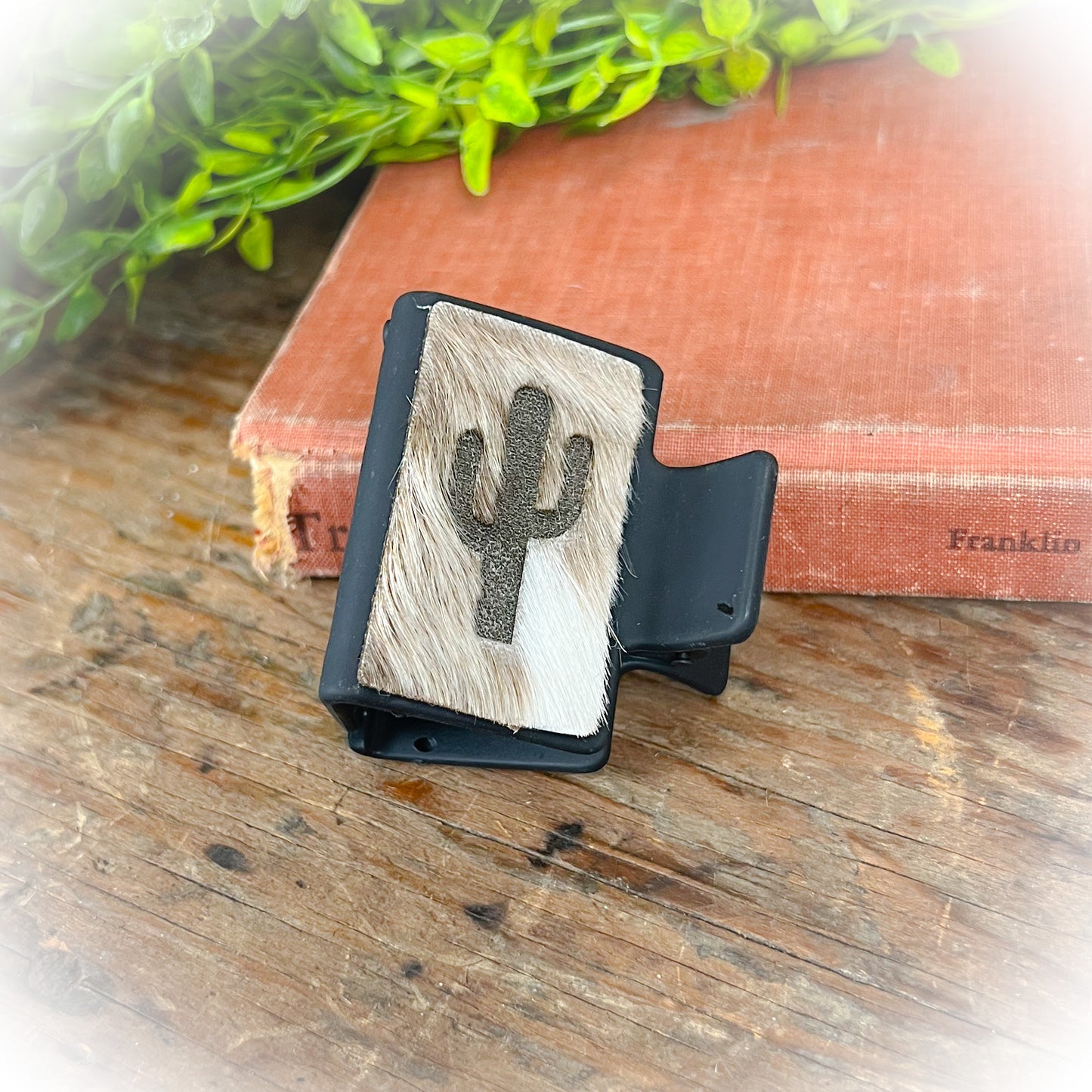 Cactus/Lightning Bolt Western Cowhide Claw Clips