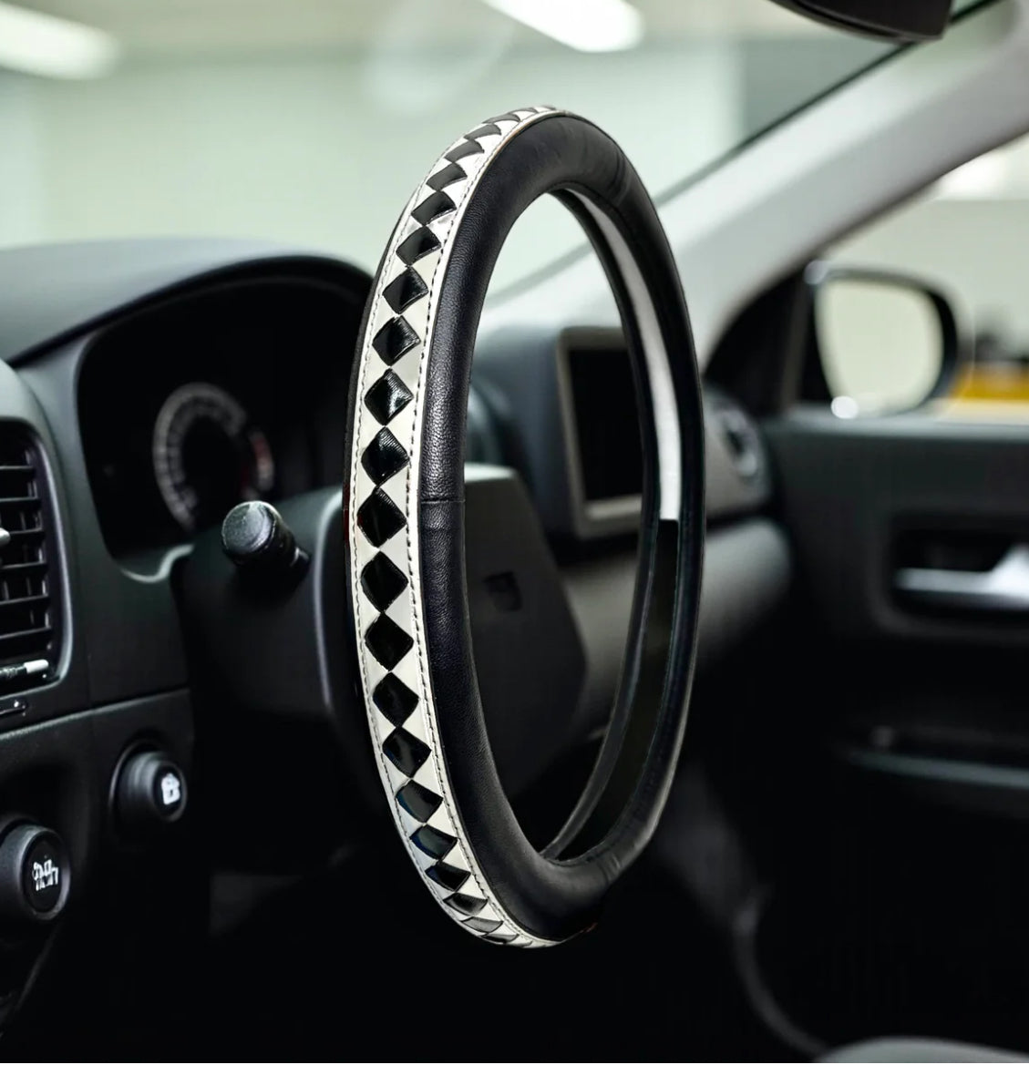 White Checkmate Western Tooled Leather Steering Wheel Cover