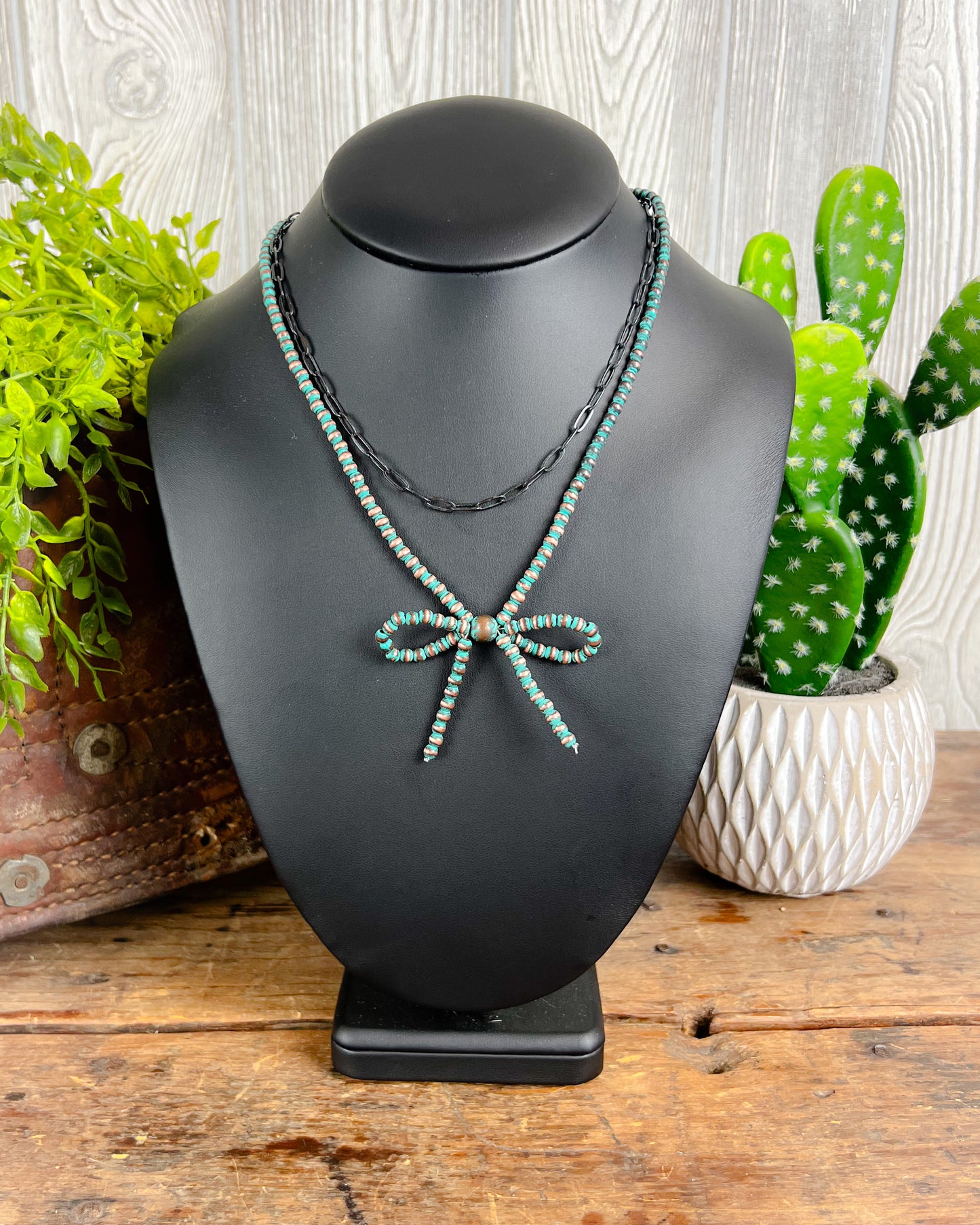 Navajo Style Pearl Bow Layered Necklace - Multiple Colors