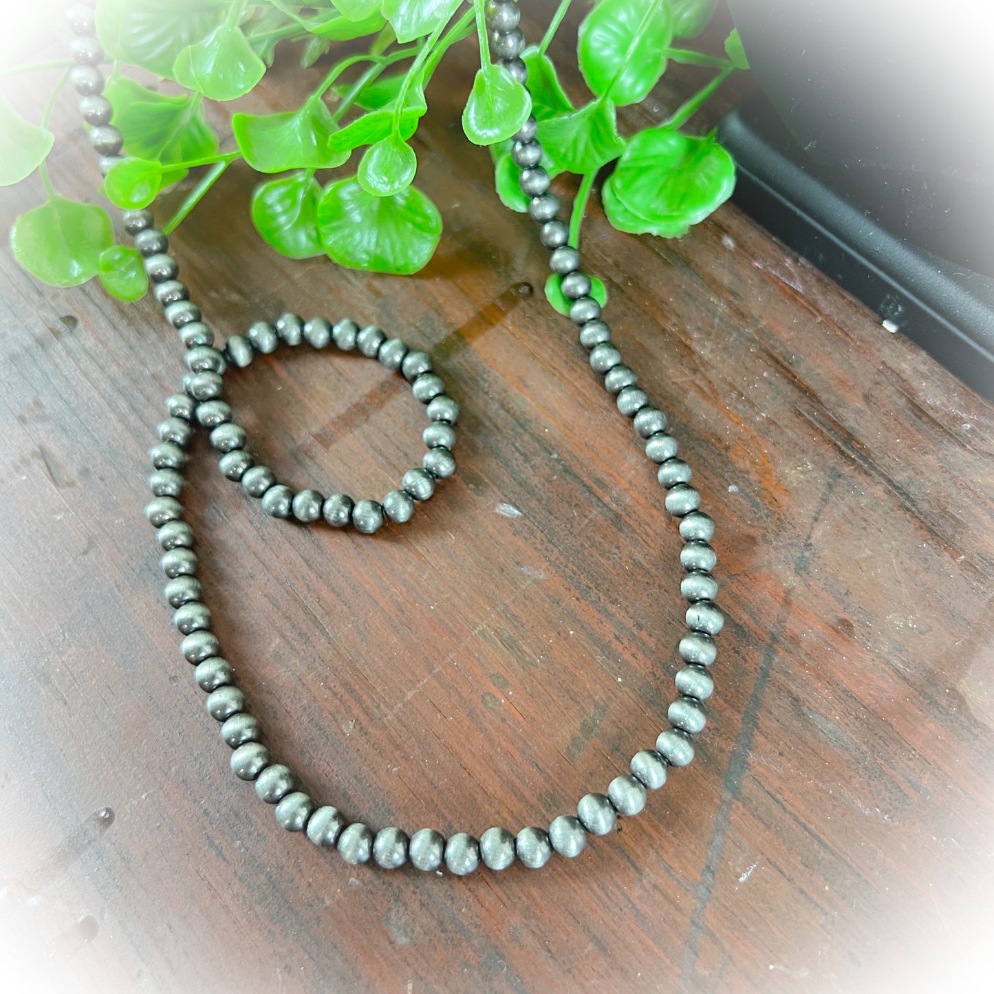 Rowdy Navajo Style Pearl Necklace – 4mm – 18"