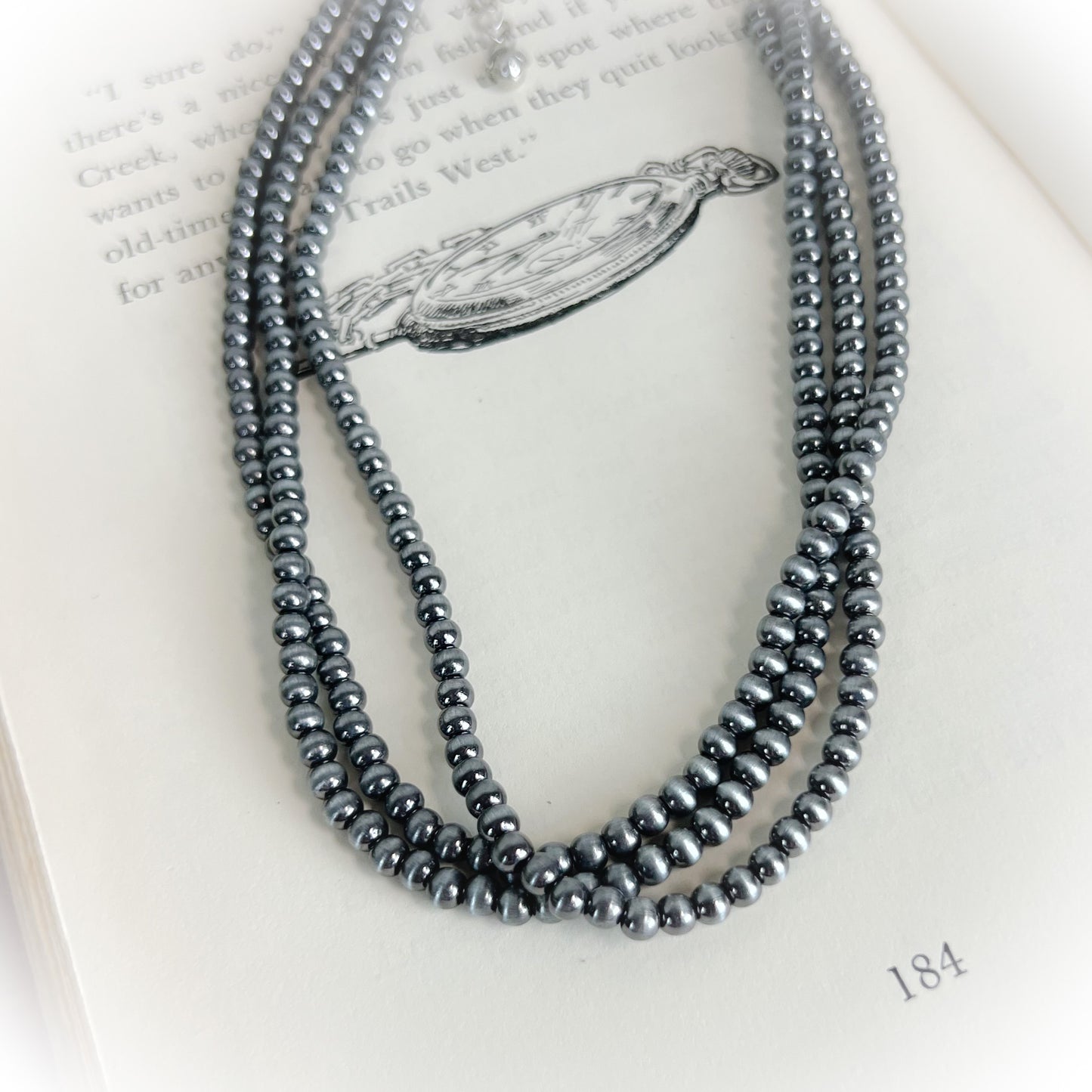 Twisted Navajo Style Pearl Layered Choker - 4mm
