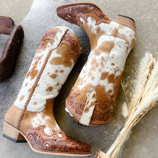 High-Falutin’ Cowgirl Western Cowhide & Tooled Leather Boots - Snip Toe Fashion Boots*
