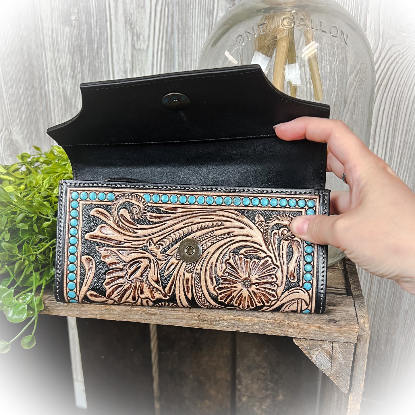 Tank Wallet