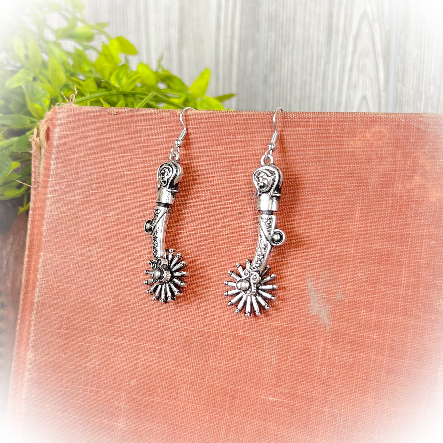 Vaquero Spur Western Earrings