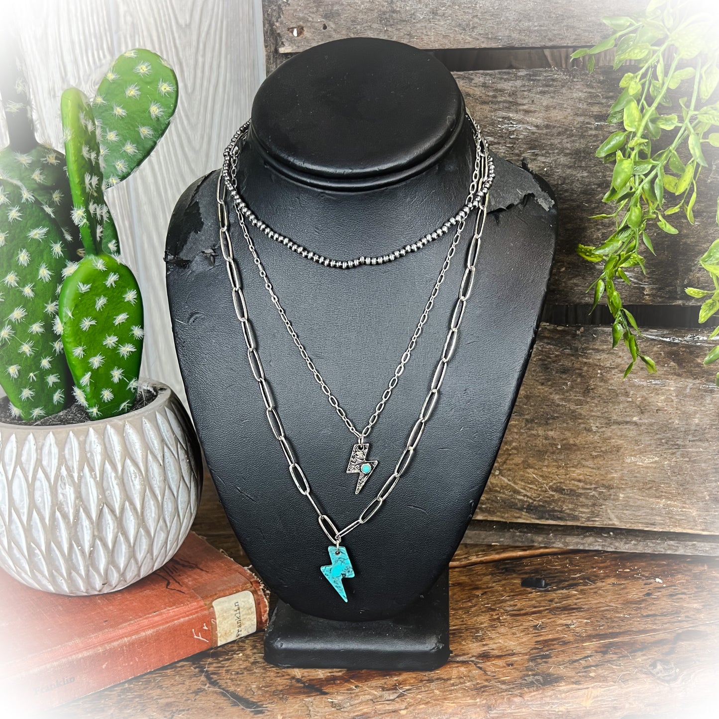 Lightning Bolt Layered Necklace - Turquoise