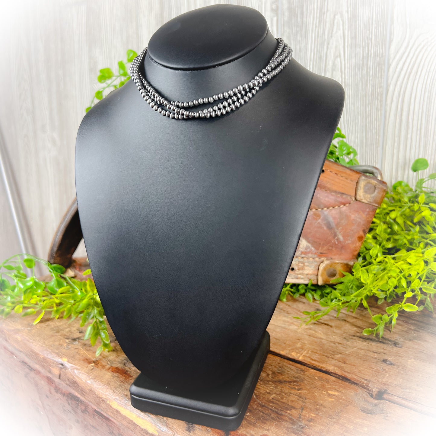 Twisted Navajo Style Pearl Layered Choker - 4mm