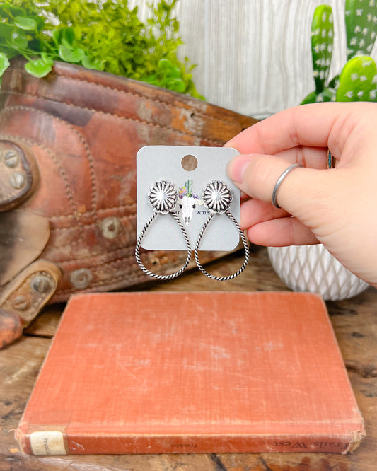 Twisted Western Earrings - Silver