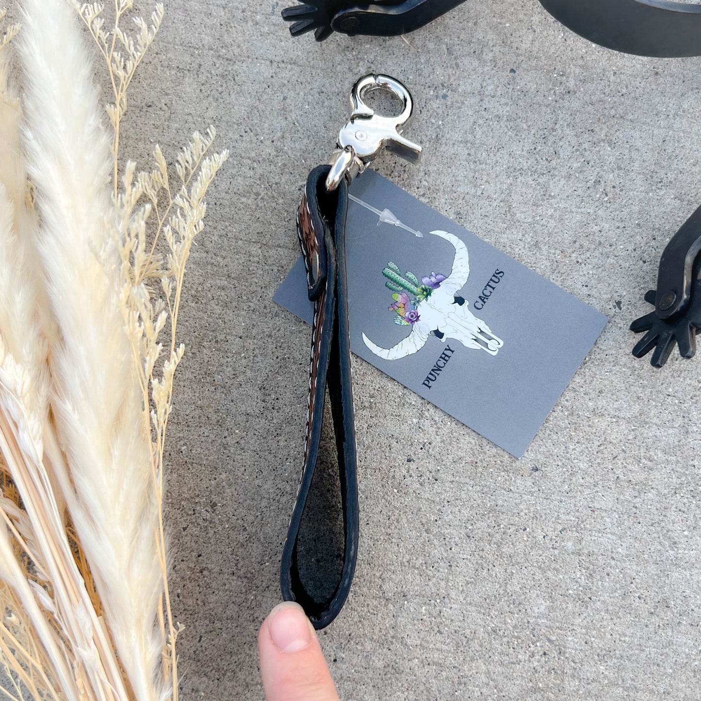 Shadowhorn Cowhide & Tooled Leather Western Keychain
