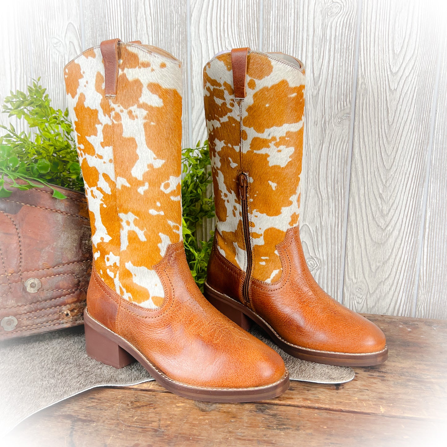 Cowhide & Leather Western Boots – Rounded Toe