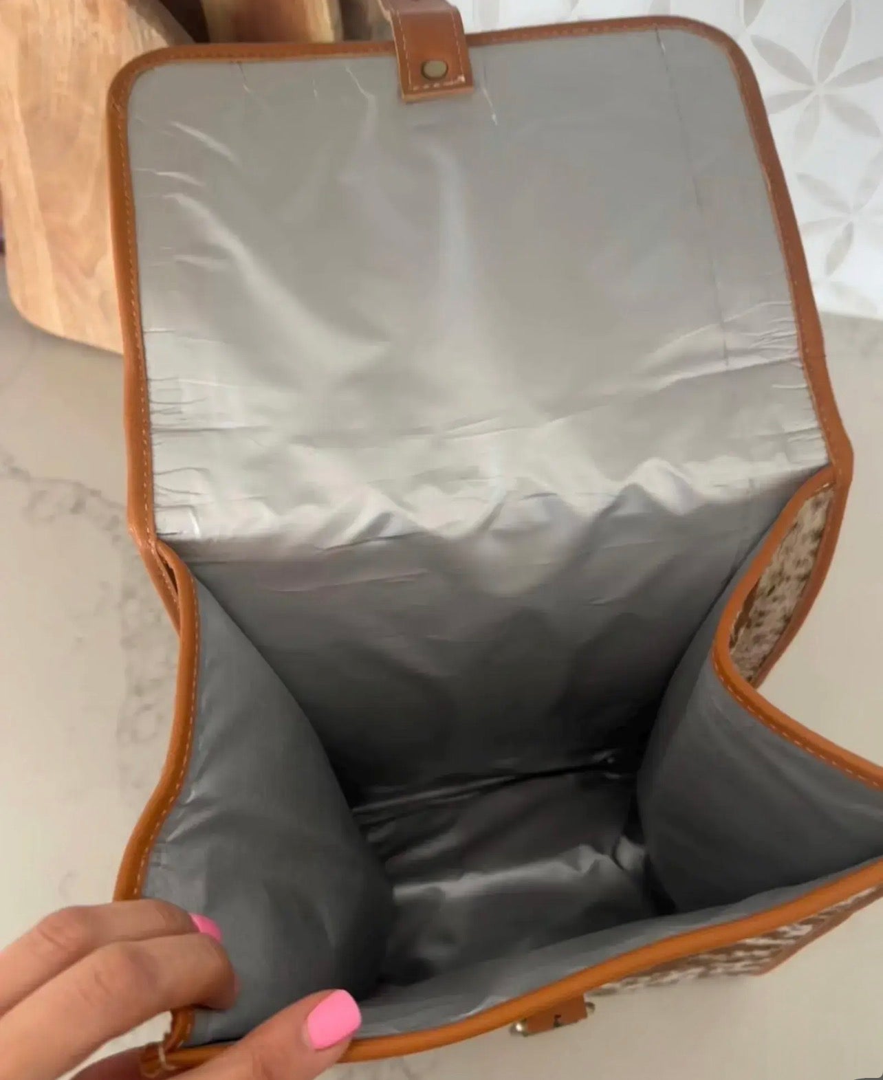 Cowhide lunchbox