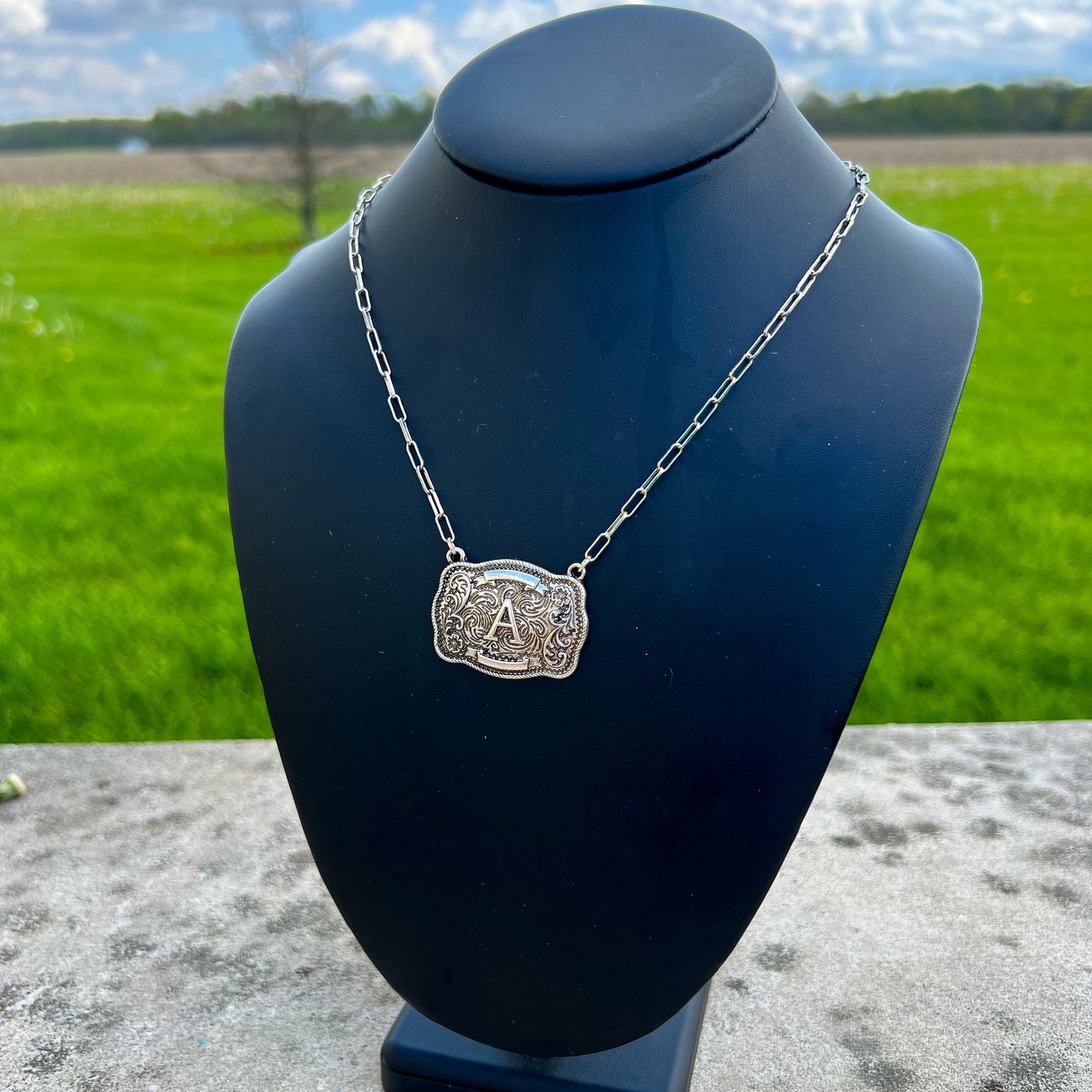 Western Buckle Initial Necklace – Bold Letter Pendant on Paperclip Chain