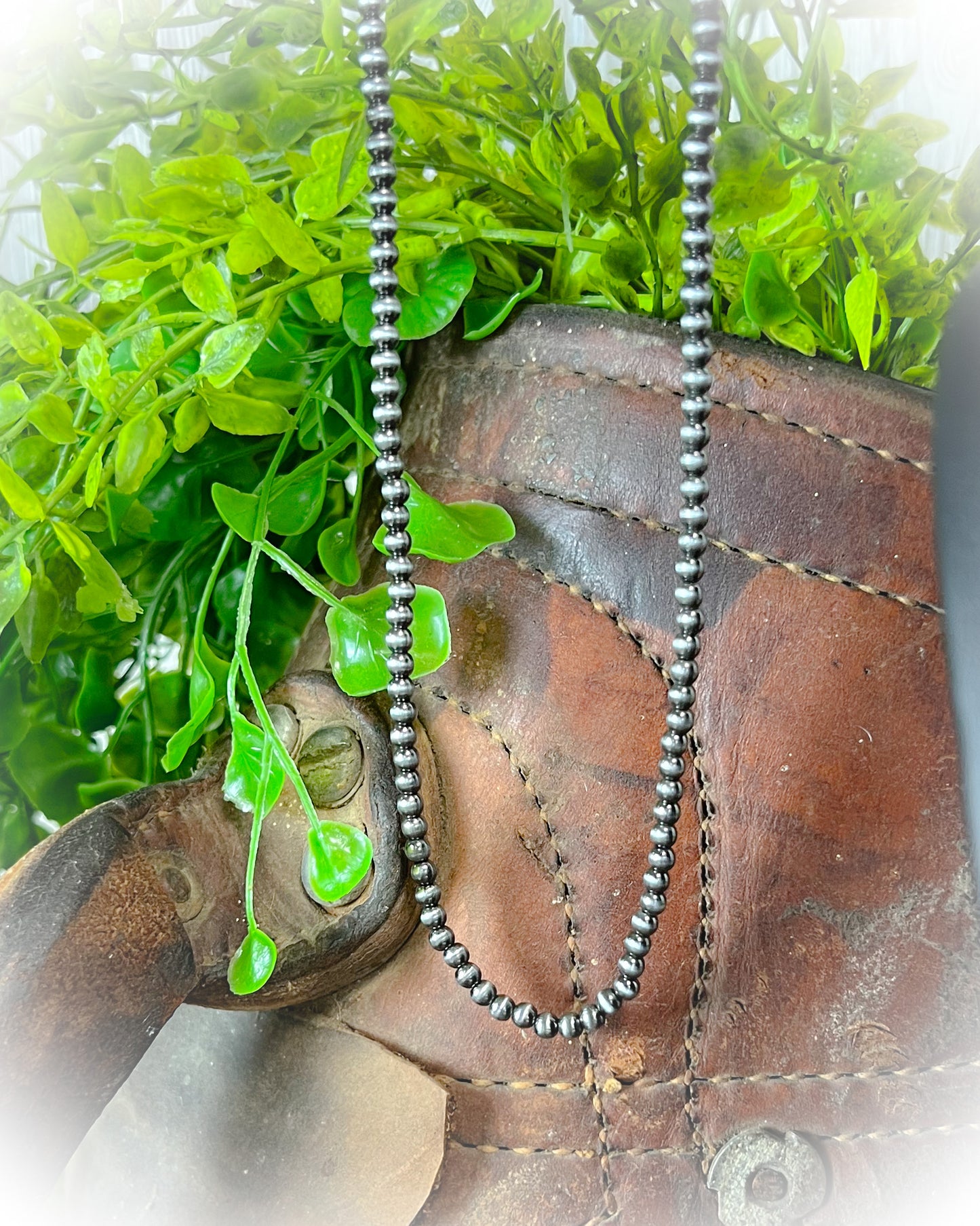 Navajo Pearl Choker Necklace - 4mm