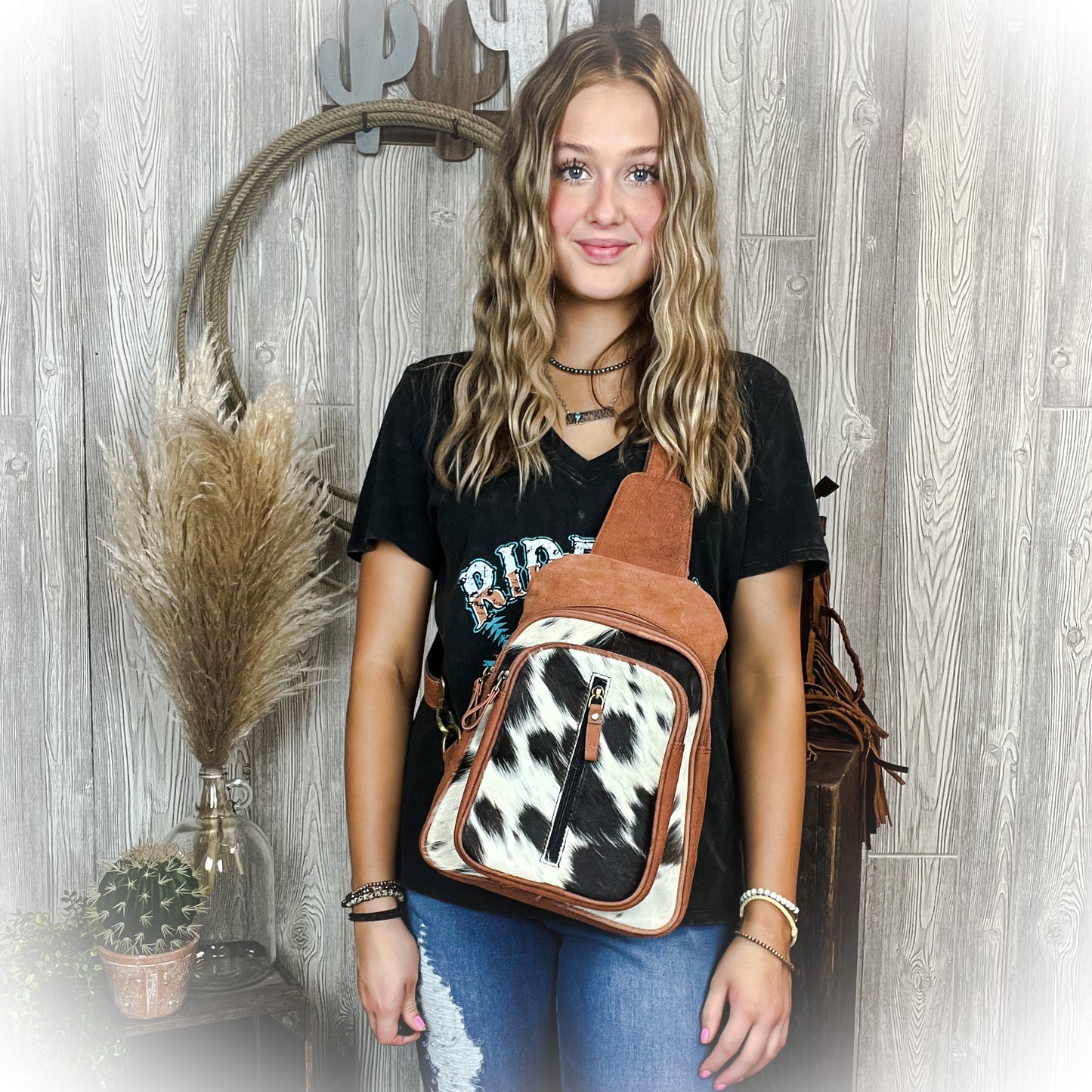 Mountain Bend Sling Bag