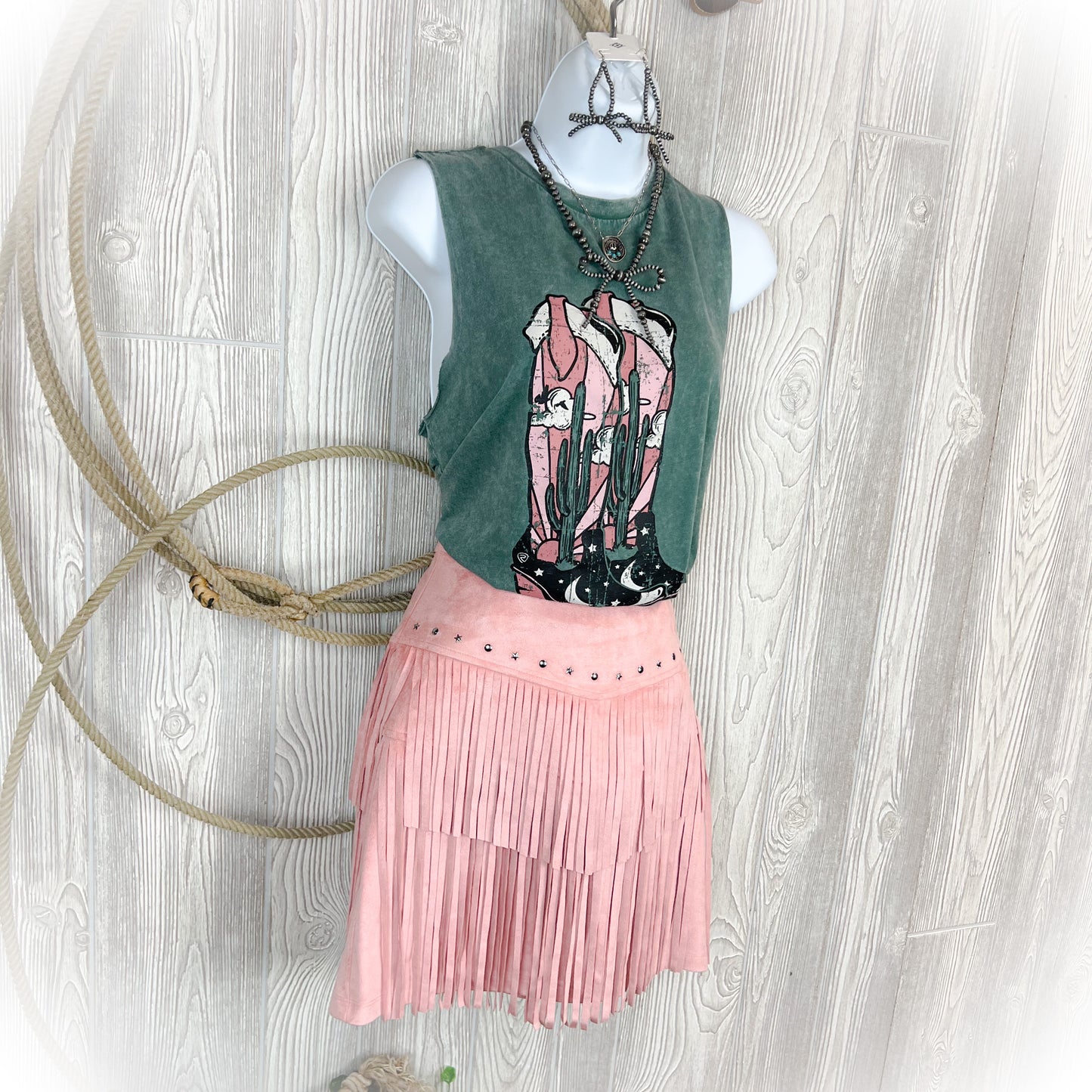 Cactus Boots Cutoff Tank – Mineral Washed Hunter Green