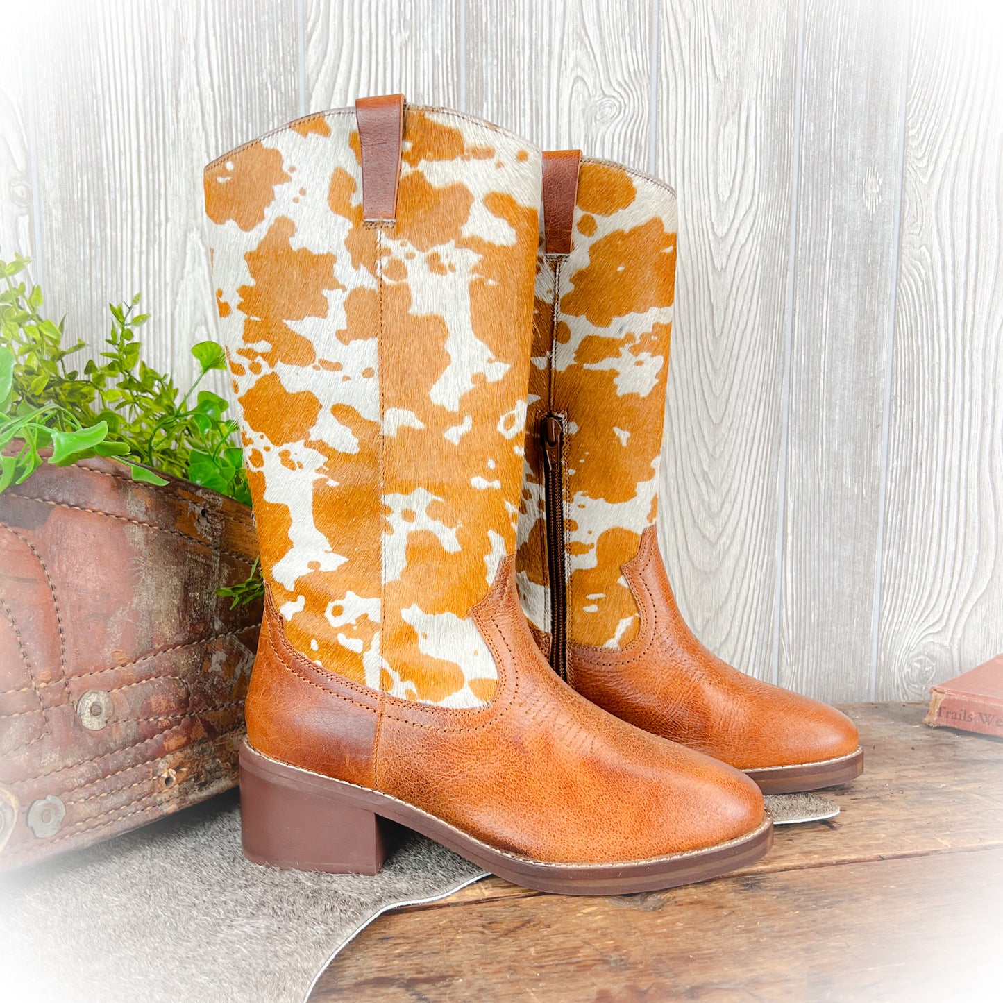 Cowhide & Leather Western Boots – Rounded Toe