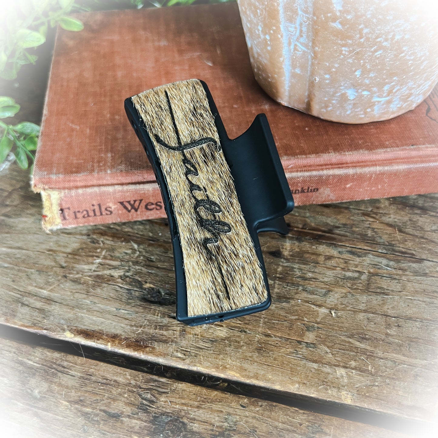 Faith Cowhide Claw Clips