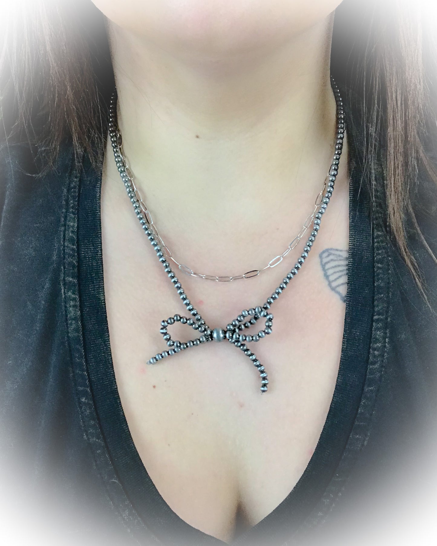 Navajo Style Pearl Bow Layered Necklace - Multiple Colors