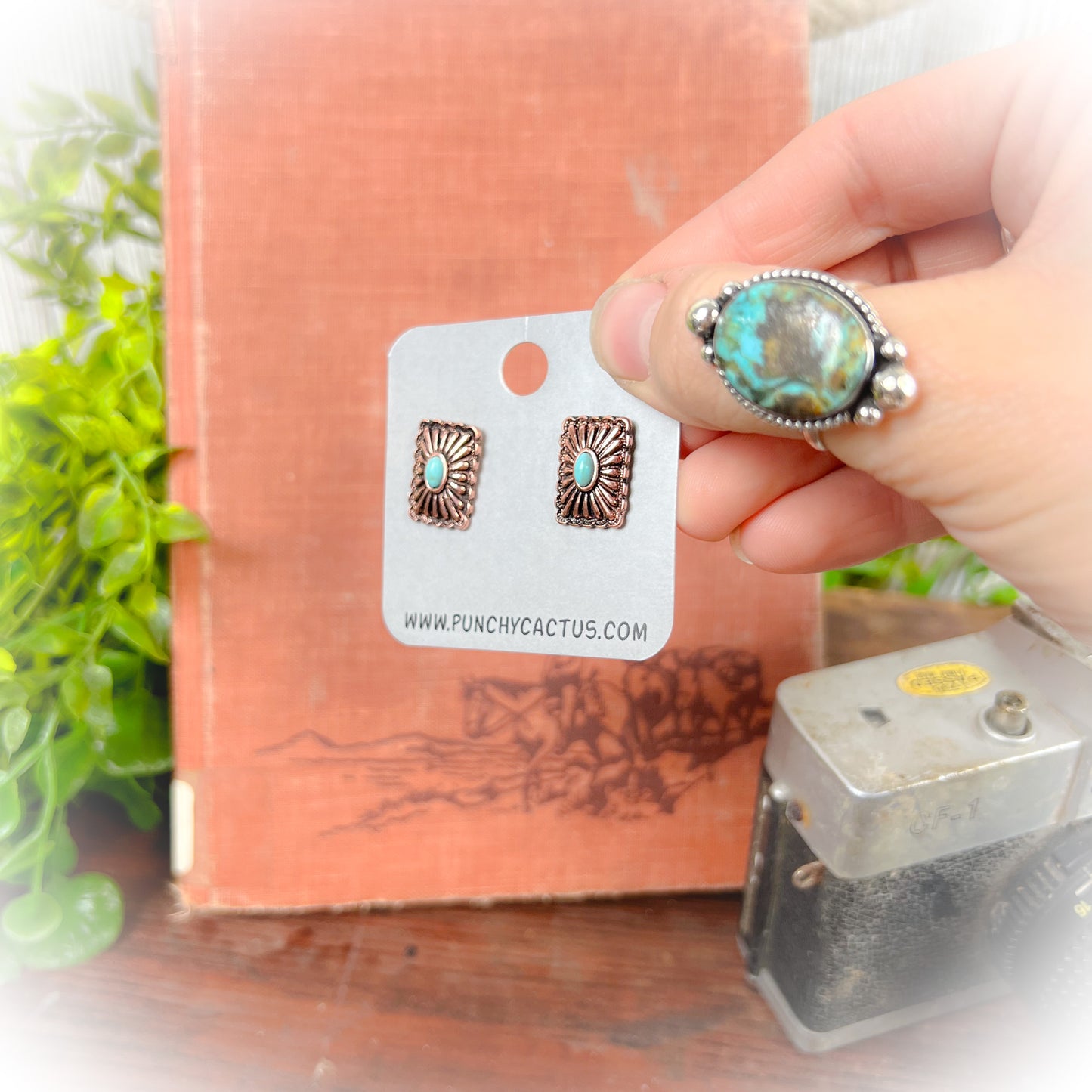 Western Concho Stud Earrings - Bronze