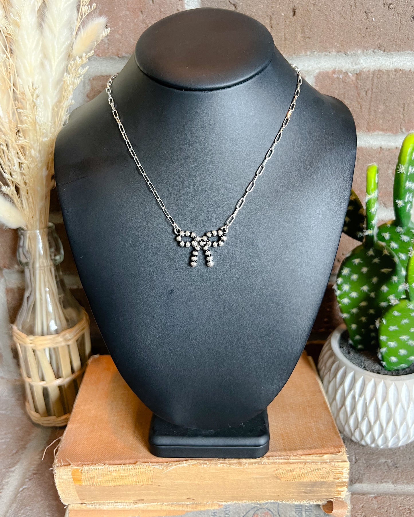 Western Bubble Bow Necklace