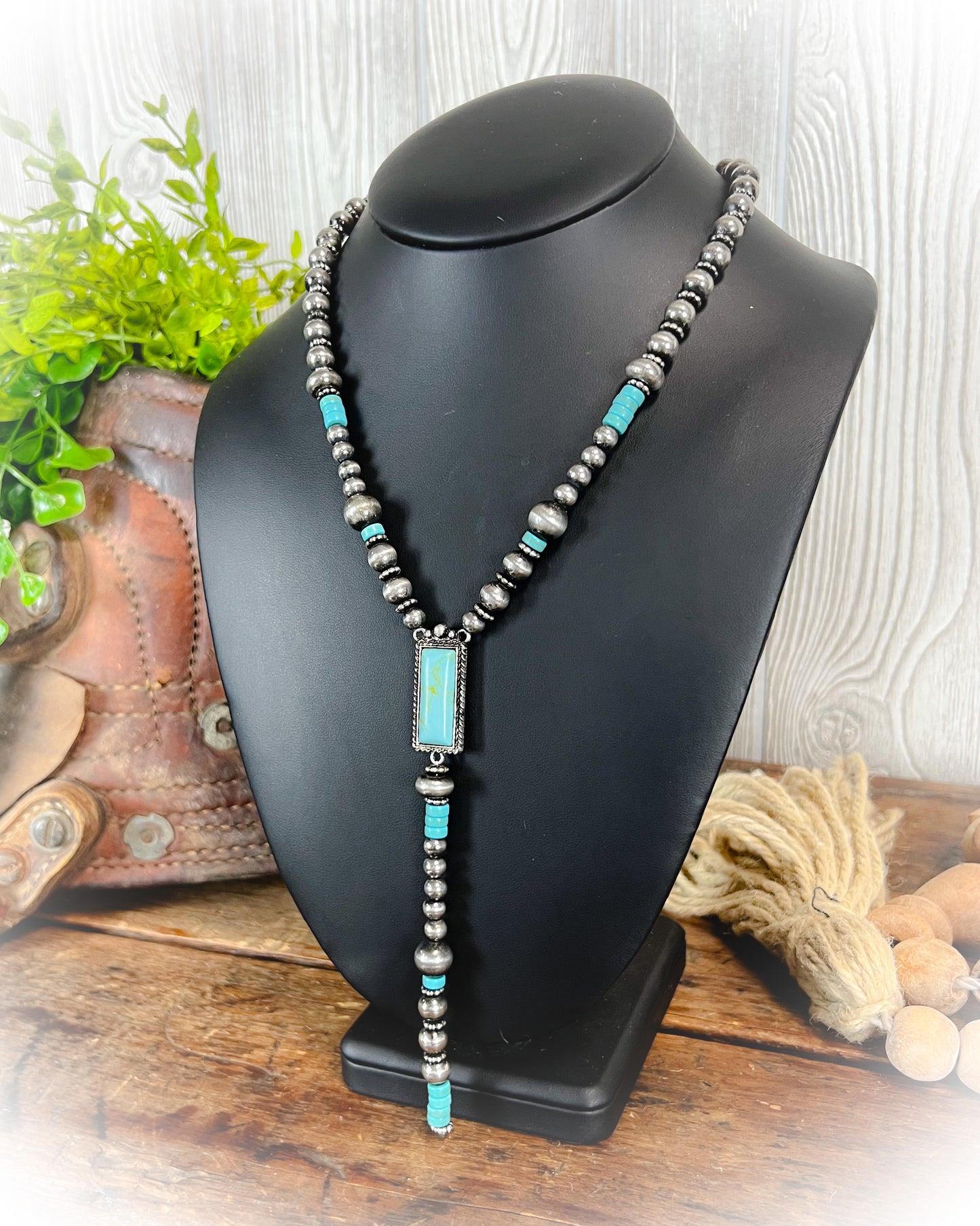 faux navajo pearl and turquoise beaded lariat necklace | punchy cactus | western boutique | western necklace