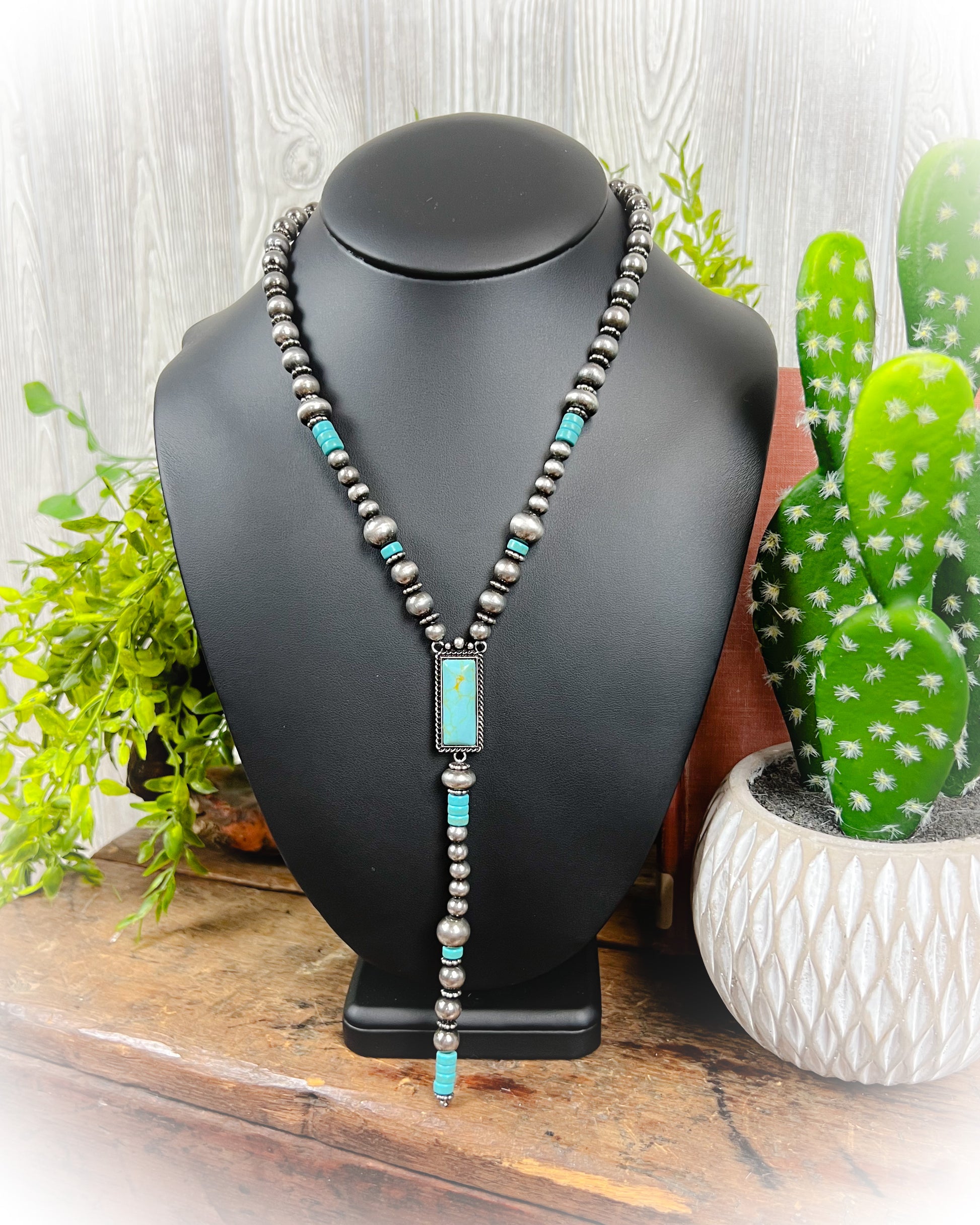 faux navajo pearl and turquoise beaded lariat necklace | punchy cactus | western boutique | western necklace
