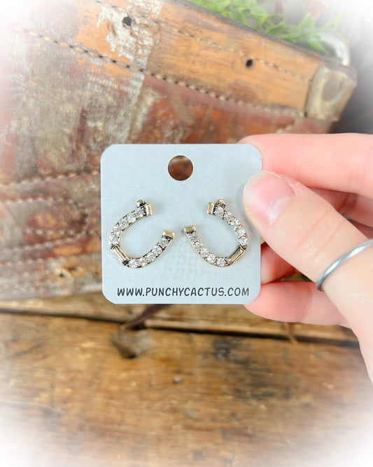 gold horseshoe stud western earrings | punchy cactus western boutique | western earrings | western jewelry