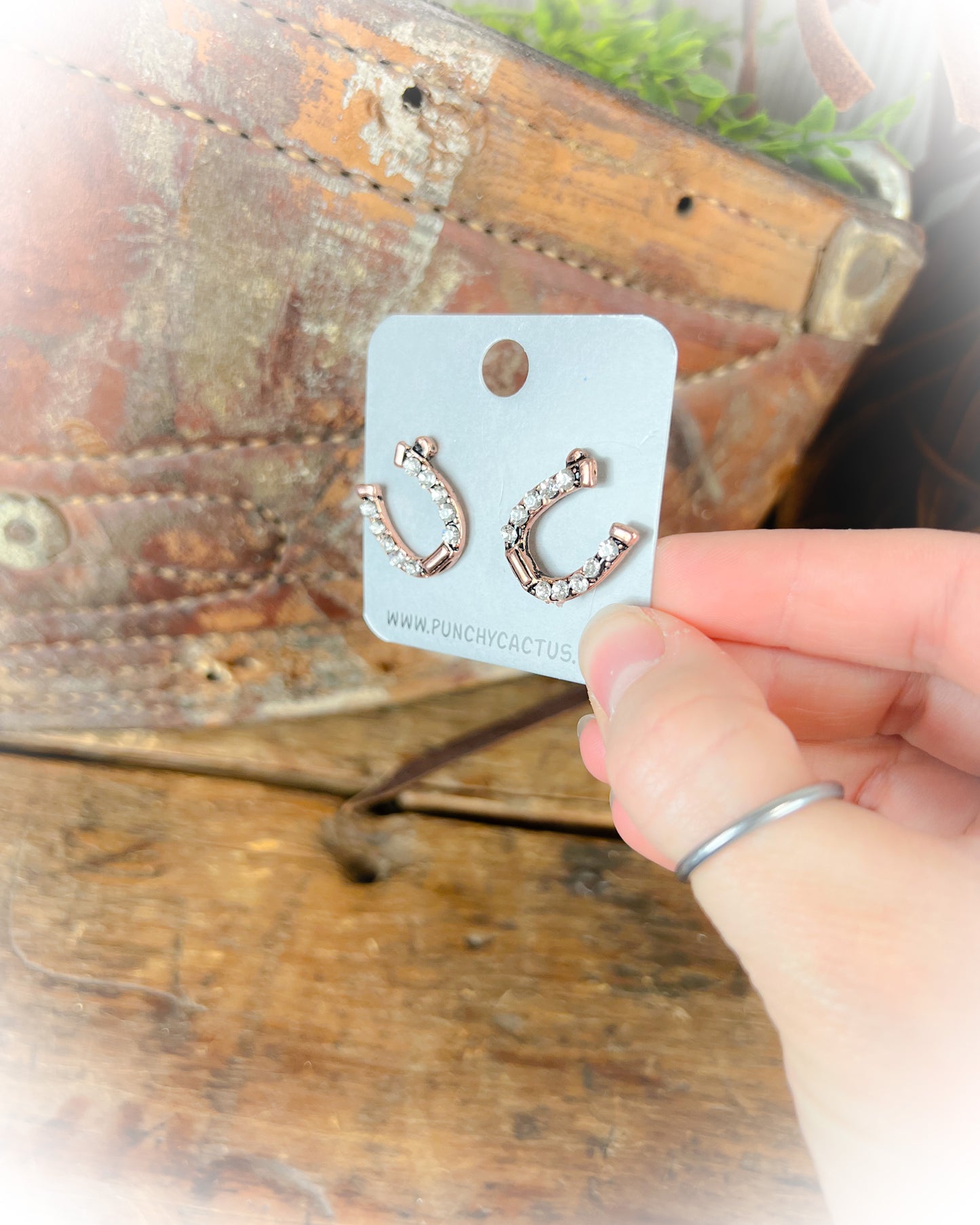 rose gold horseshoe stud earrings | punchy cactus western boutique | western earrings | western jewelry