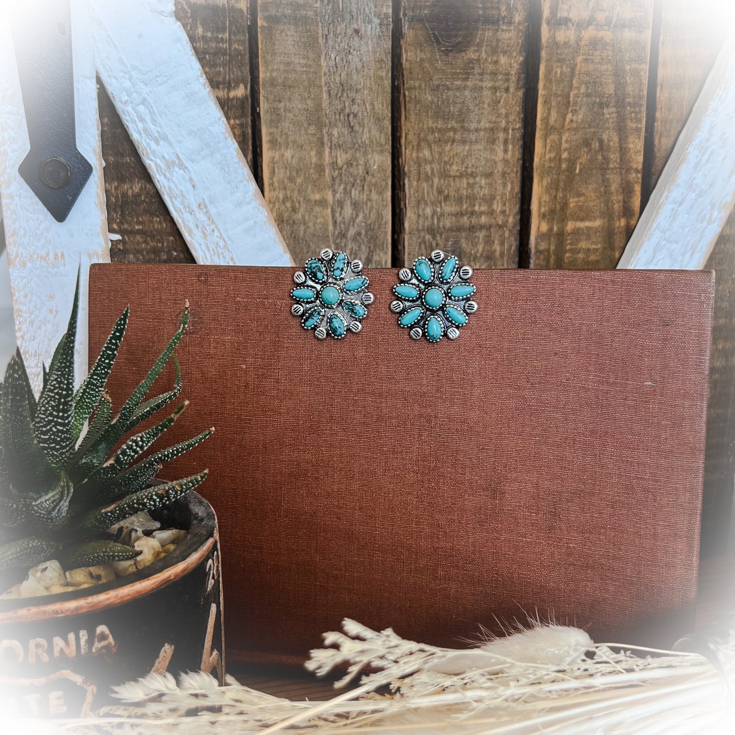 Western Concho Stud Earrings - Silver