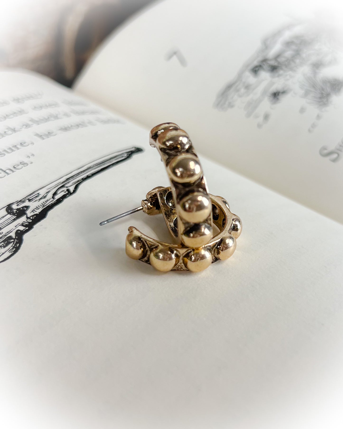 small western gold semi hoop earrings | punchy cactus western boutique | western earrings | western jewelry