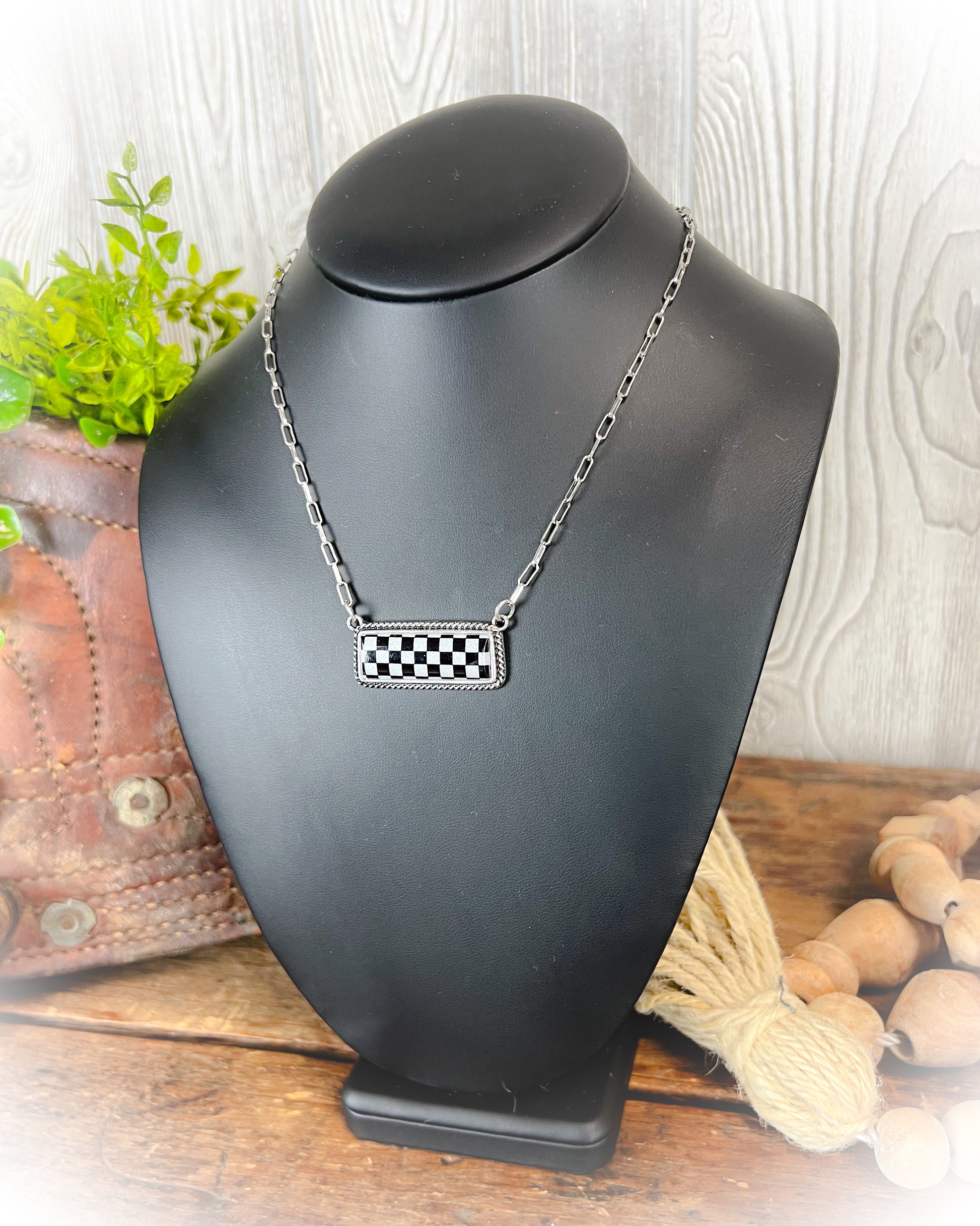 checkered stone bar necklace | Punchy Cactus | Western Boutique | Western Jewelry | Western Necklace
