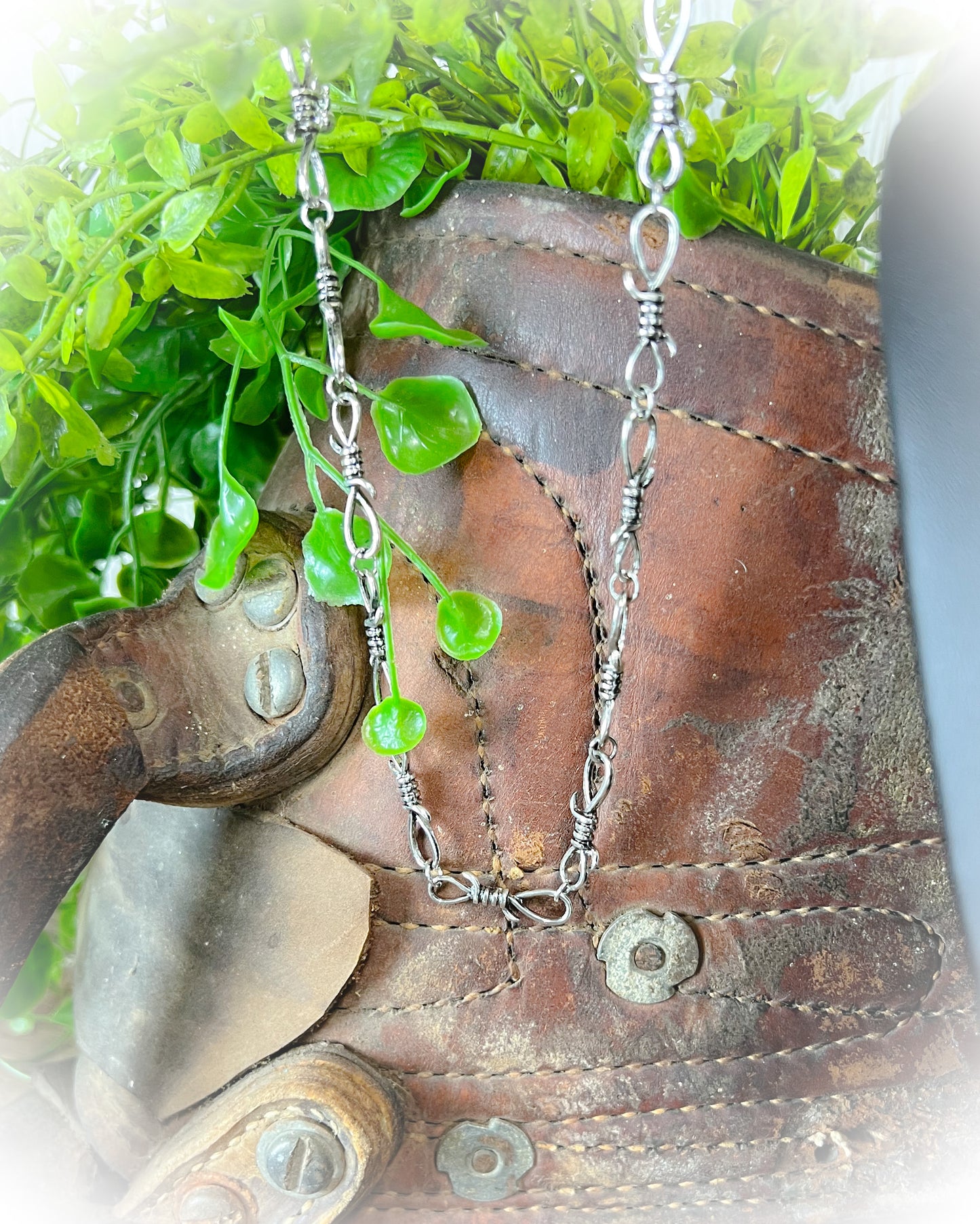 barbed wire choker necklace silver | punchy cactus | western boutique | western necklace