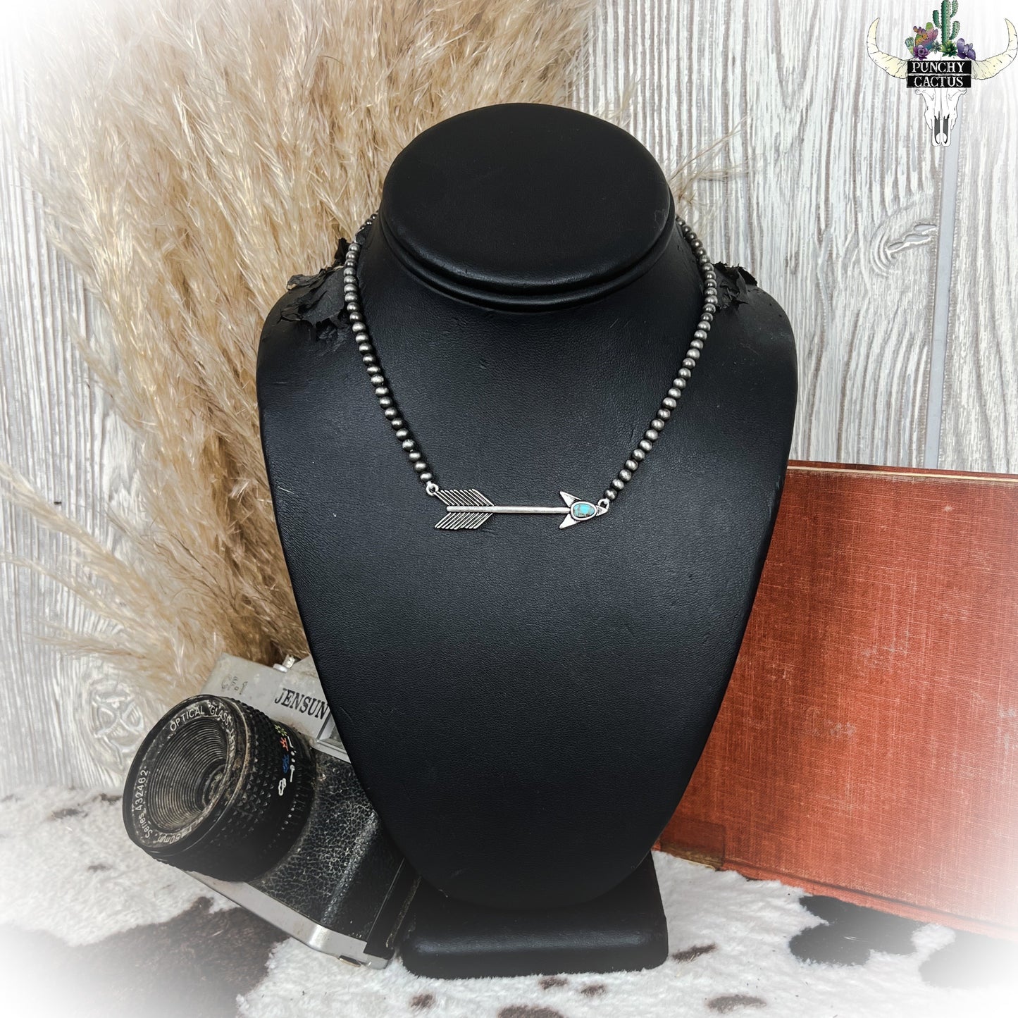 z-Arrow Bar Navajo Pearl Choker Necklace