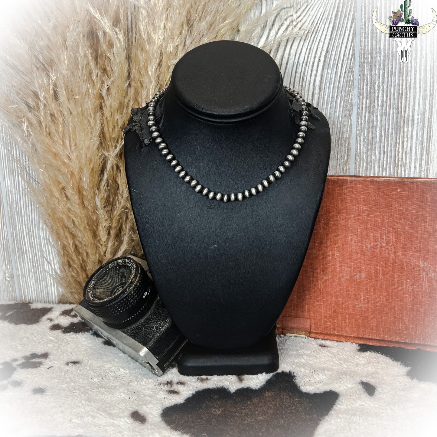 Navajo Style Pearl Choker Necklace - 6mm