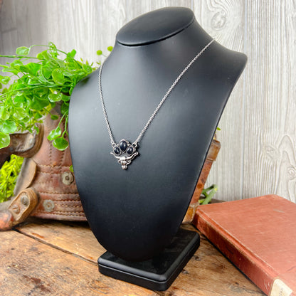 z-Western Three Stones Steer Necklace - Black