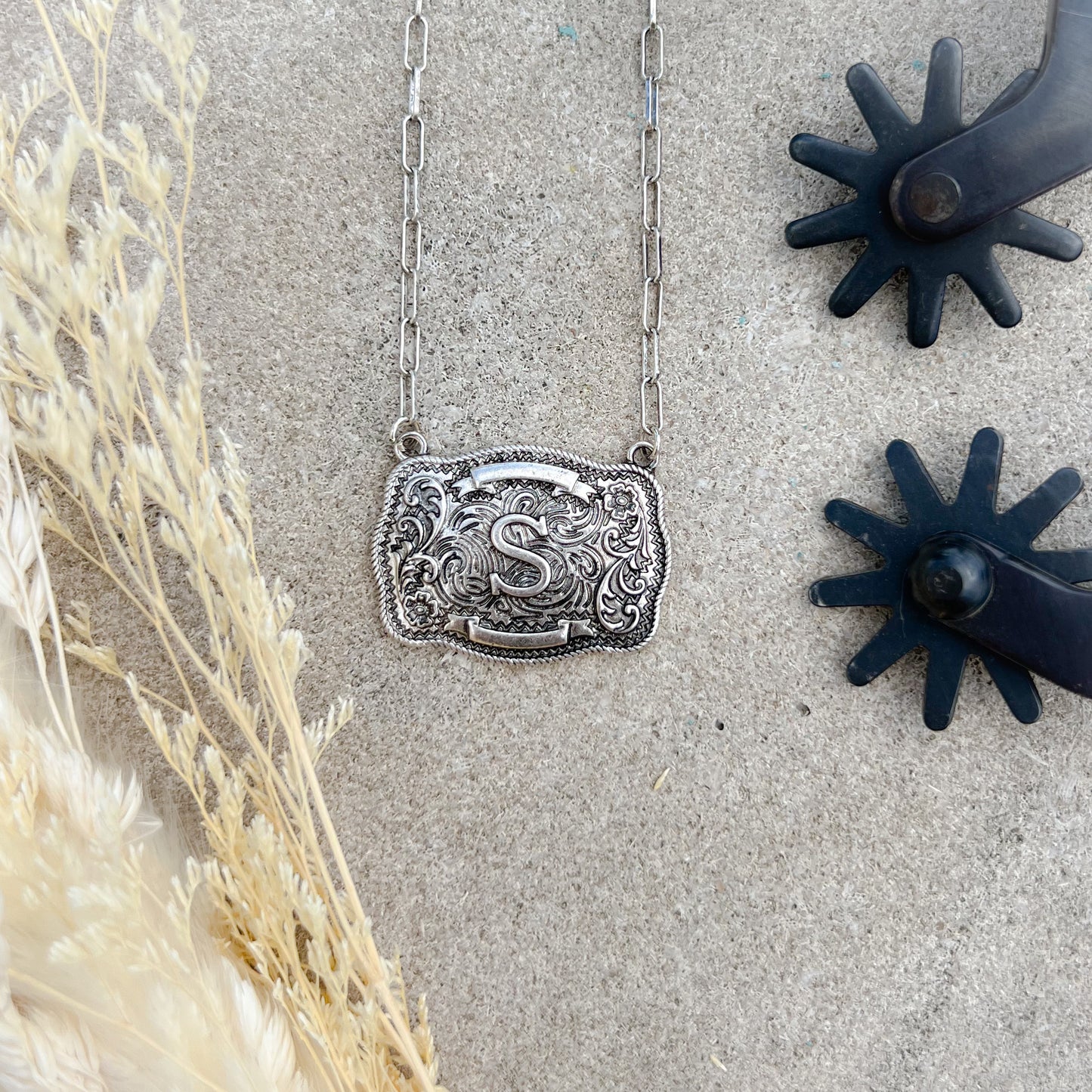Western Buckle Initial Necklace – Bold Letter Pendant on Paperclip Chain