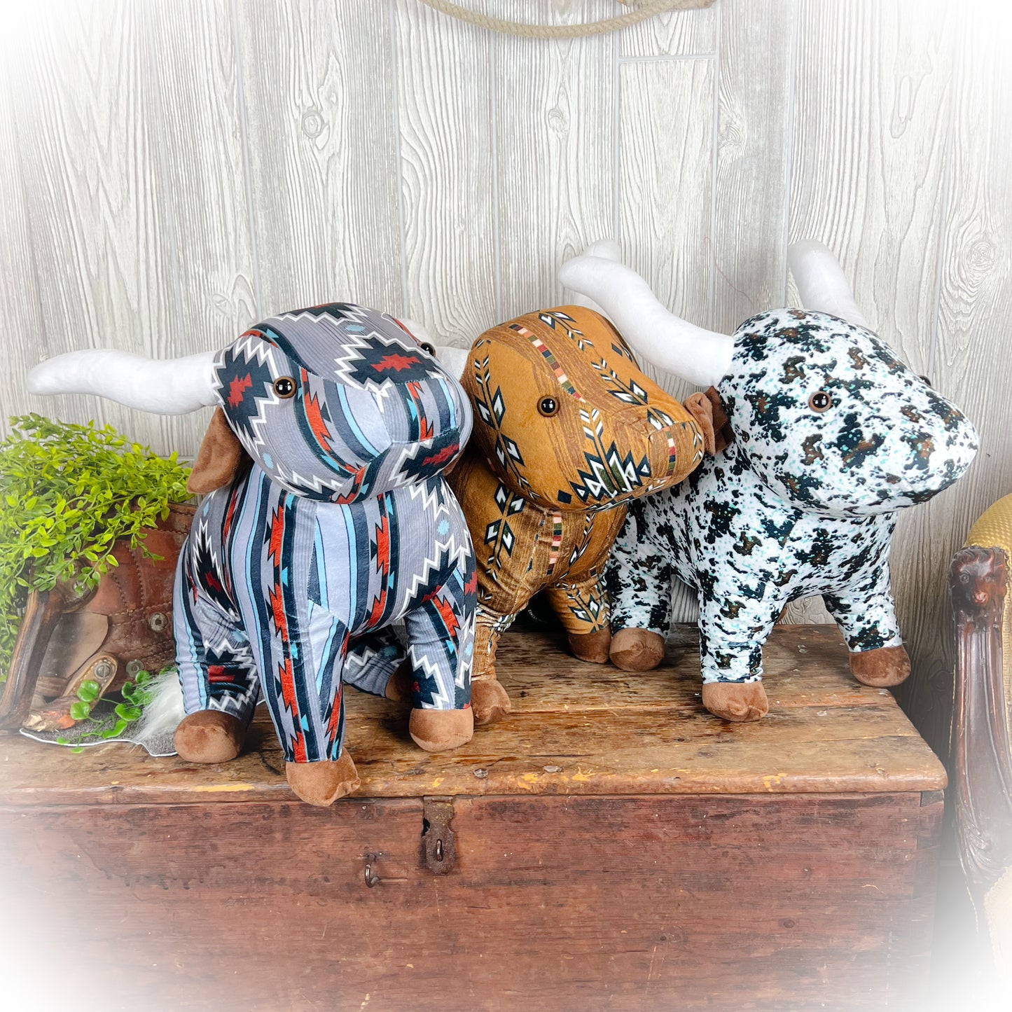 Longhorn Bull Western Plushie – Multiple Colors | 18" x 12" | Limited-Time Doorbuster