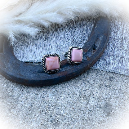 Small Western Stone Stud Earrings - Corral