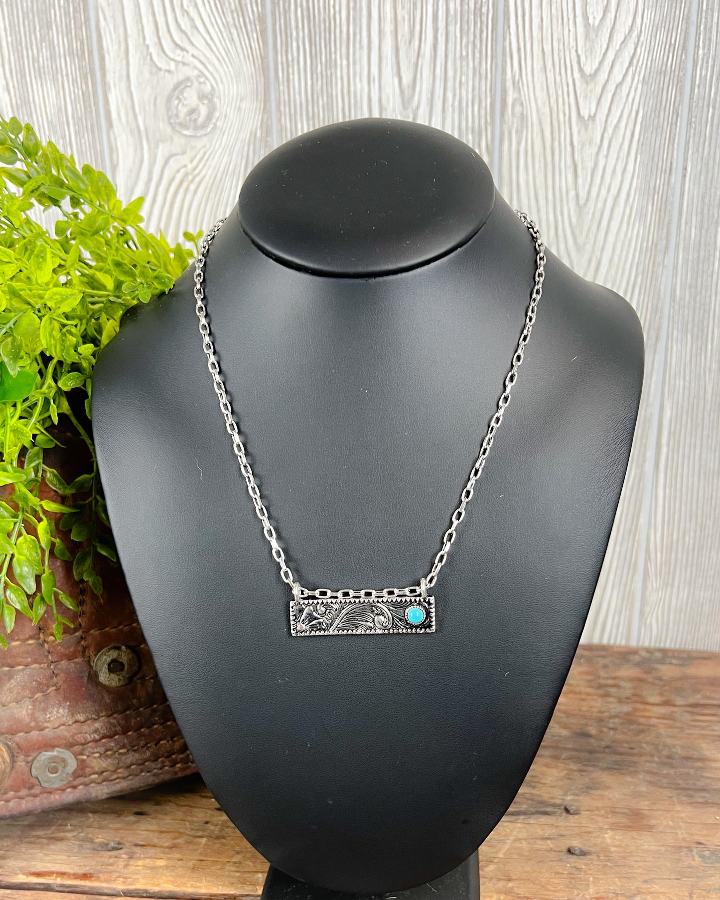 Western Filigree Bar Necklace