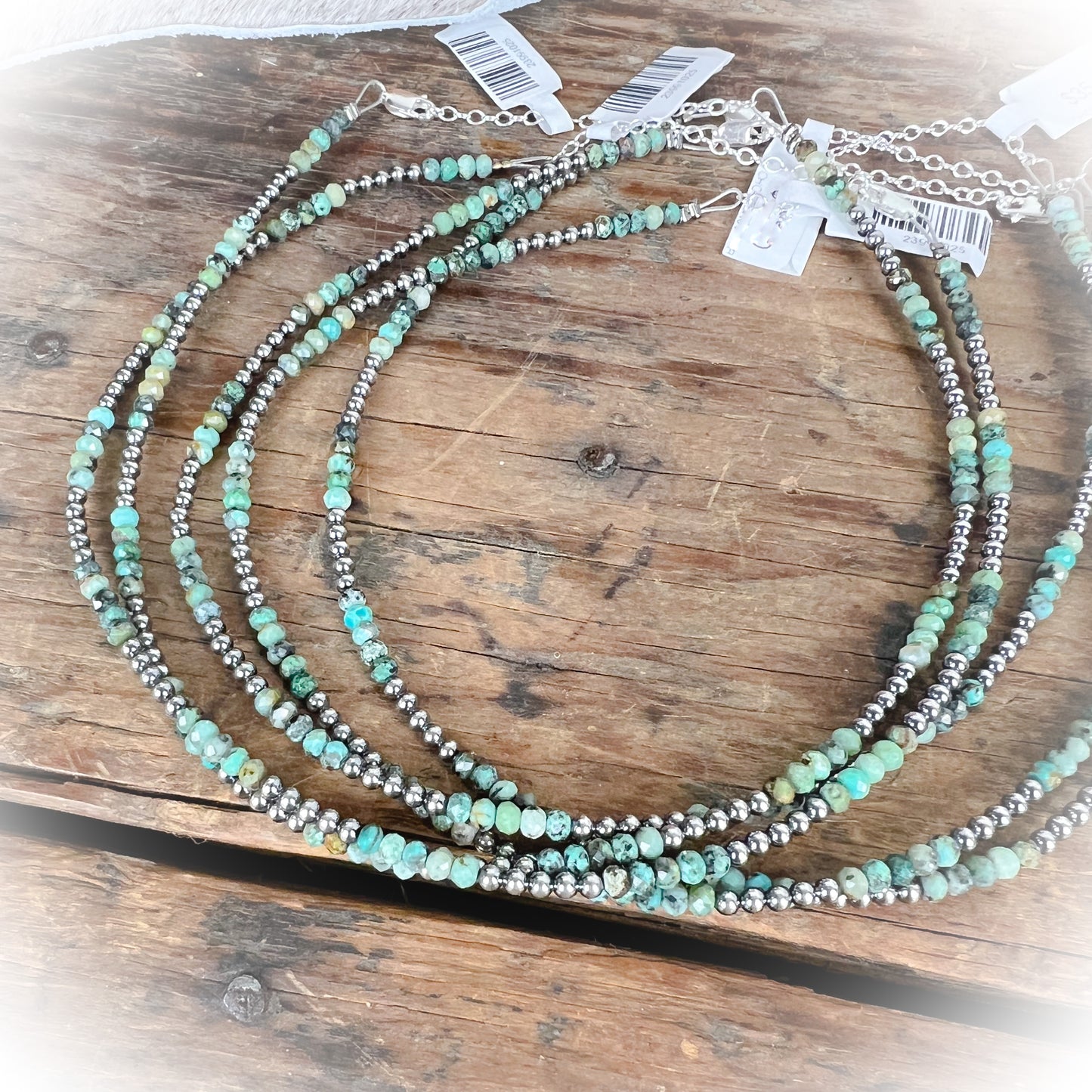 Novie – African Turquoise & Sterling Silver Pearl Choker Necklace (3mm)