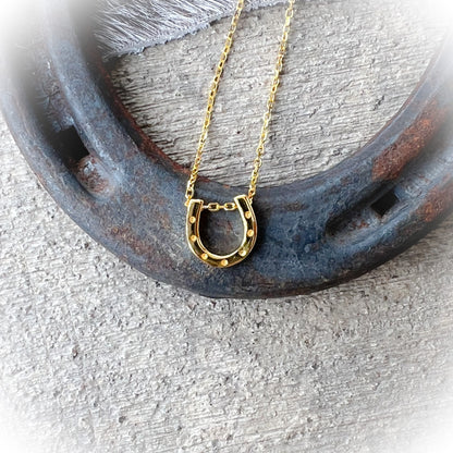 Lucky Horseshoe Dainty Necklace – 18K Gold Plated