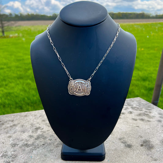 Western Buckle Initial Necklace – Bold Letter Pendant on Paperclip Chain