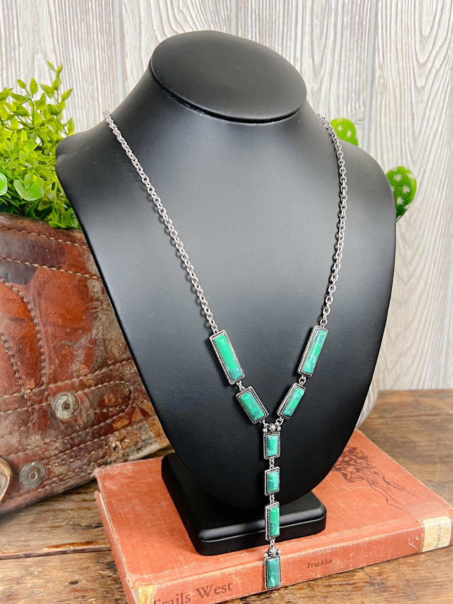 Jolene Lariat Necklace - Teal