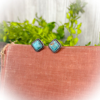Small Western Stone Stud Earrings - Turquoise