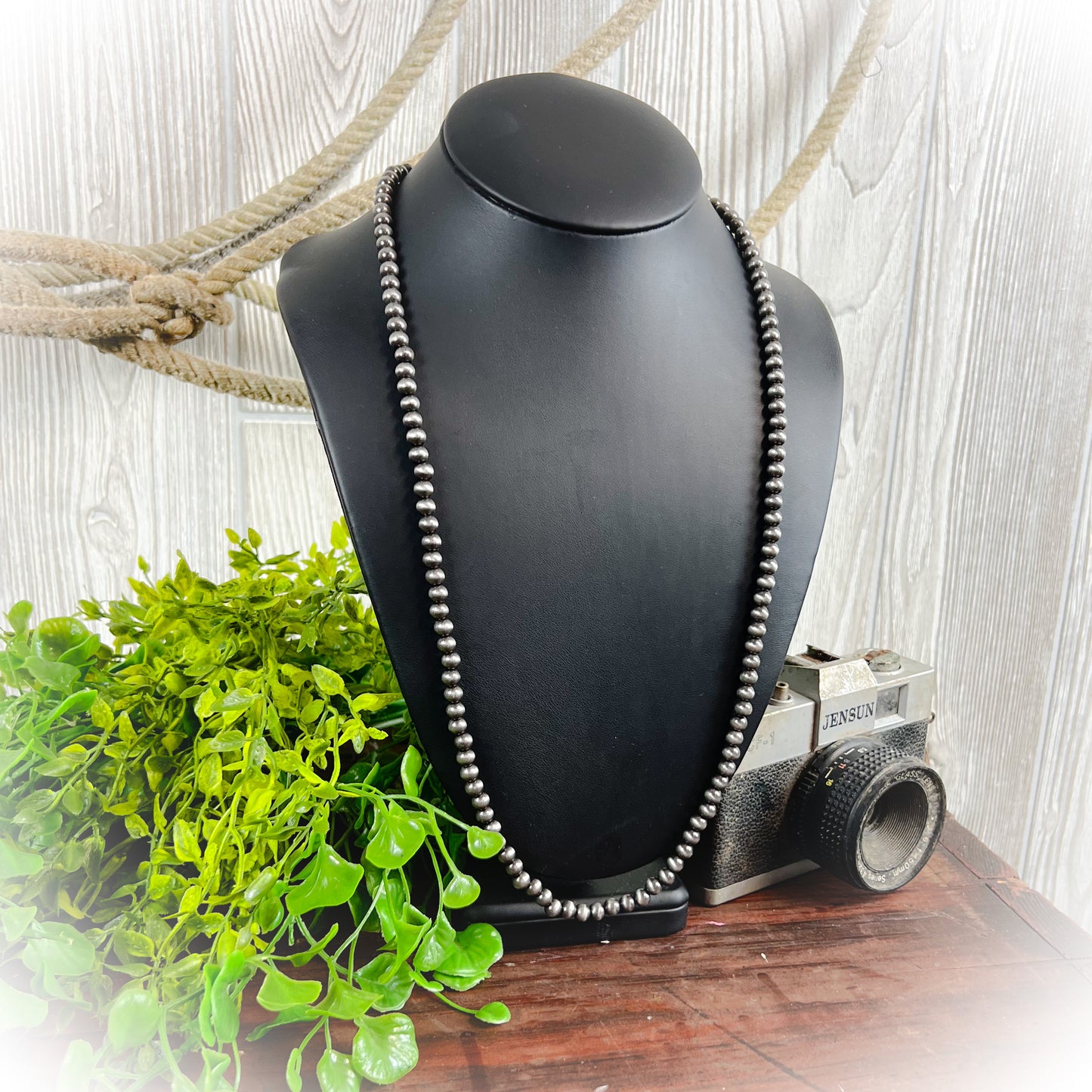 Rowdy Navajo Style Pearl Necklace – 4mm – 18"