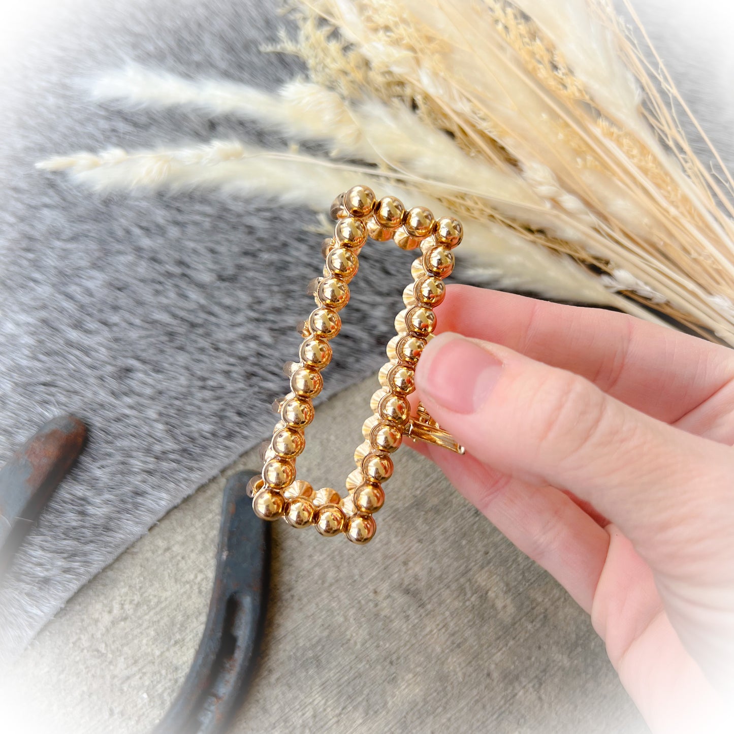 Mini Navajo Style Pearl Claw Clip - Multiple Colors