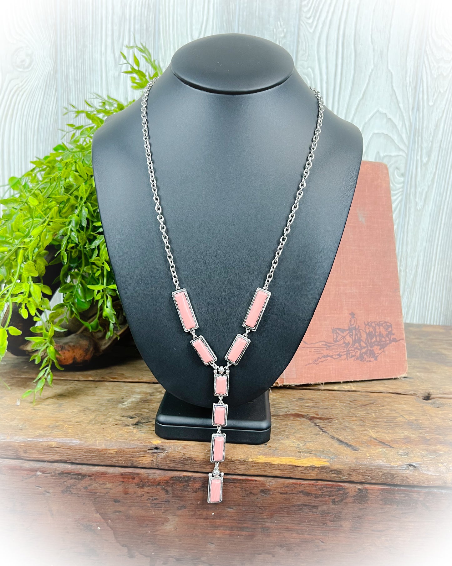 Pretty In Pink Lariat Necklace