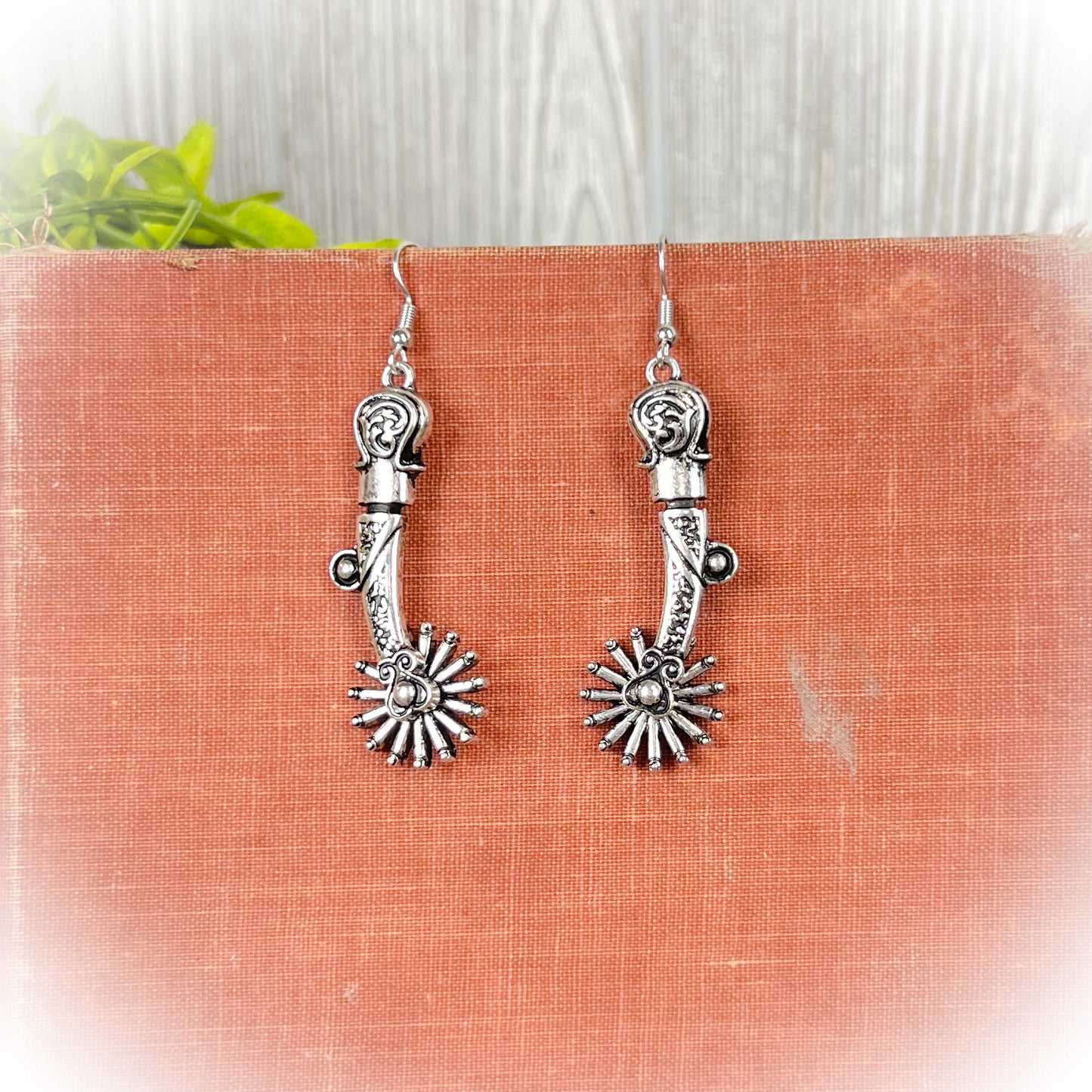 Vaquero Spur Western Earrings