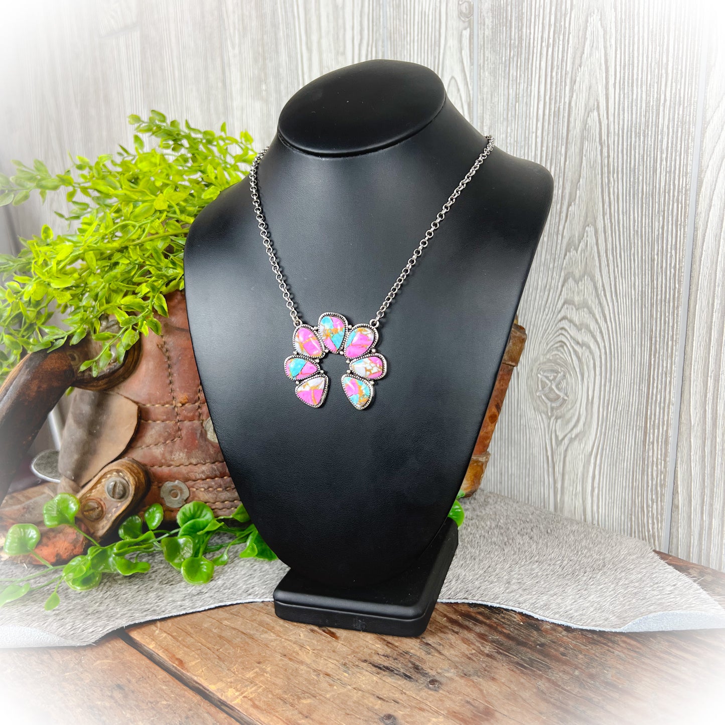 Western Squash Style Necklace – Cotton Candy