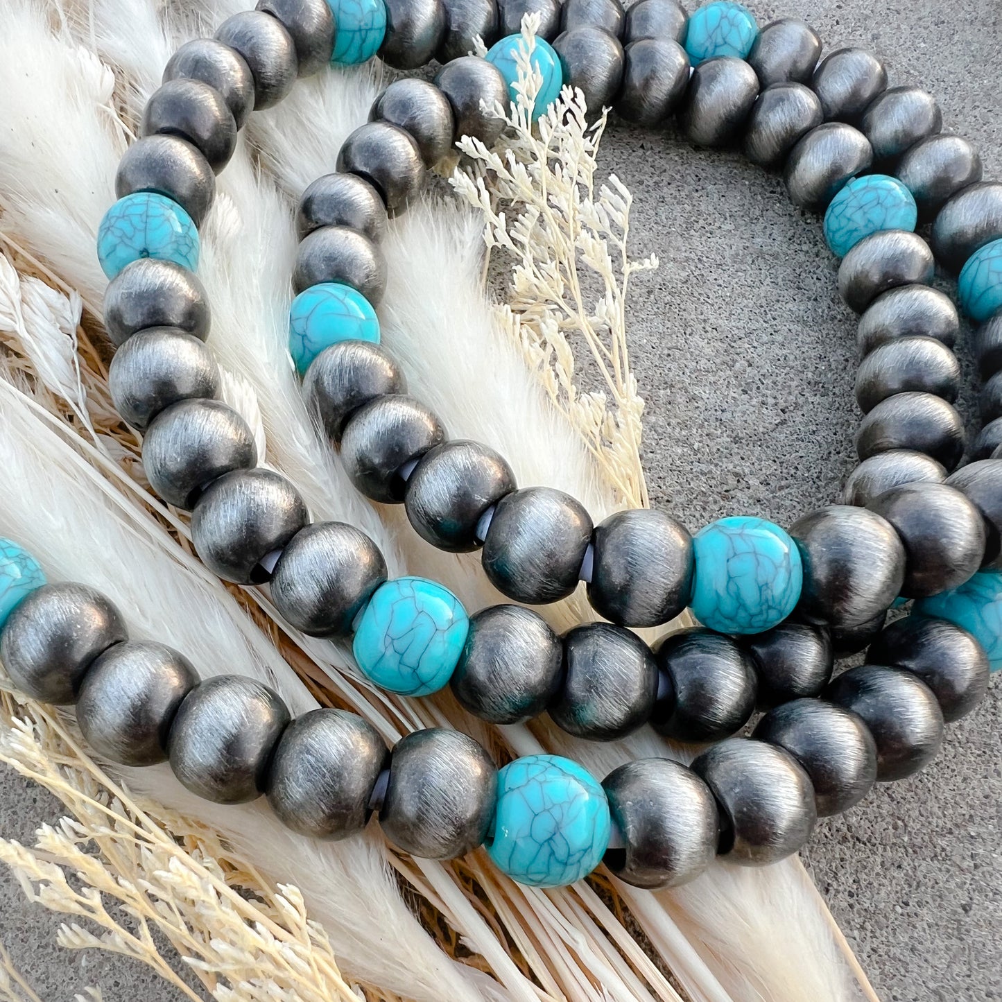 Navajo Style Pearl & Turquoise Beaded Western Charging Cord+