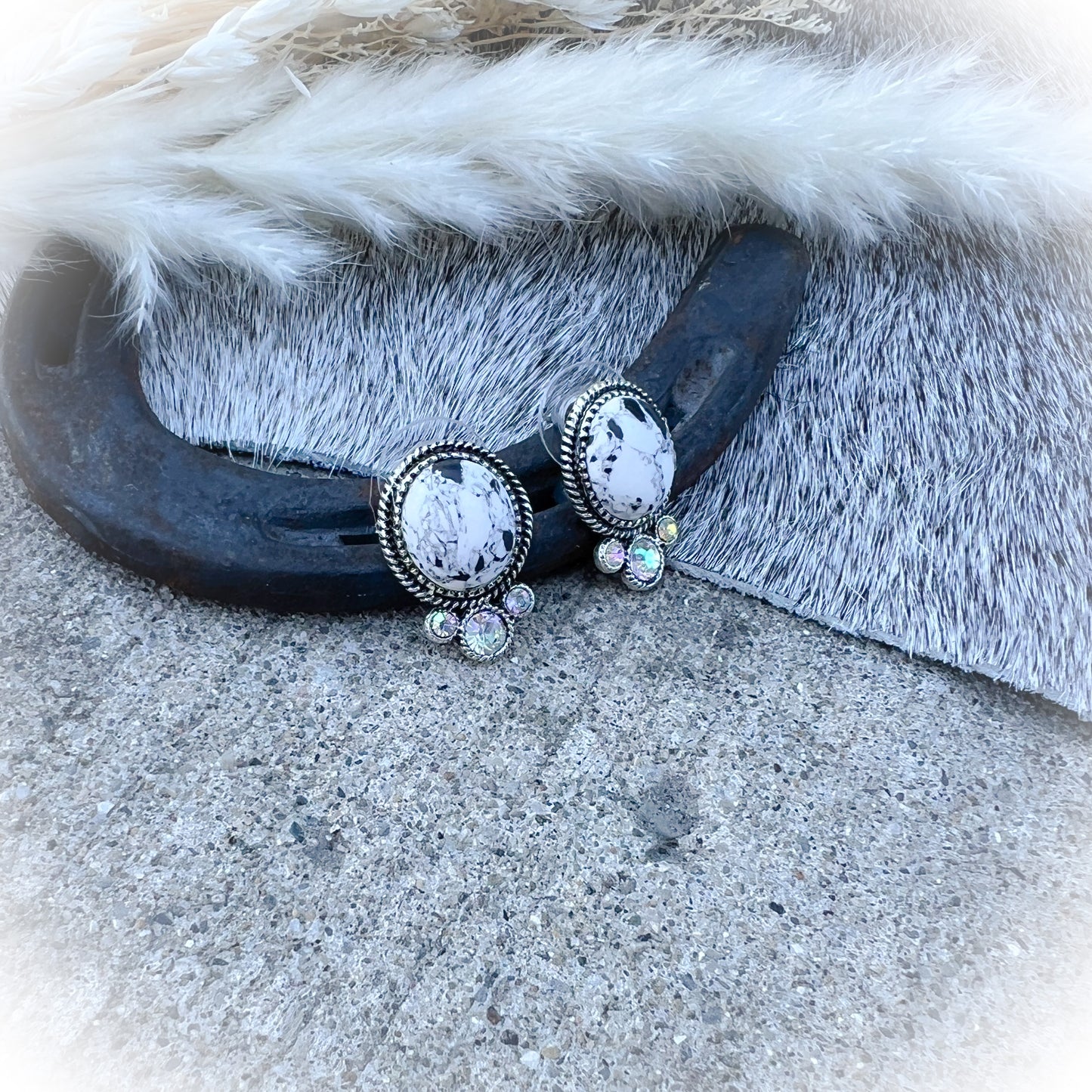 Royal Western Everyday Stud Earrings - White